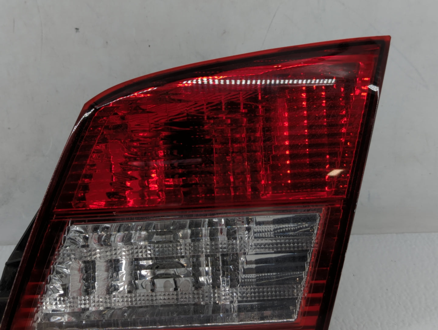 2002-2004 Infiniti I35 Tail Light Assembly Passenger Right OEM Fits Fits 2002 2003 2004 OEM Used Auto Parts - Oemusedautopar