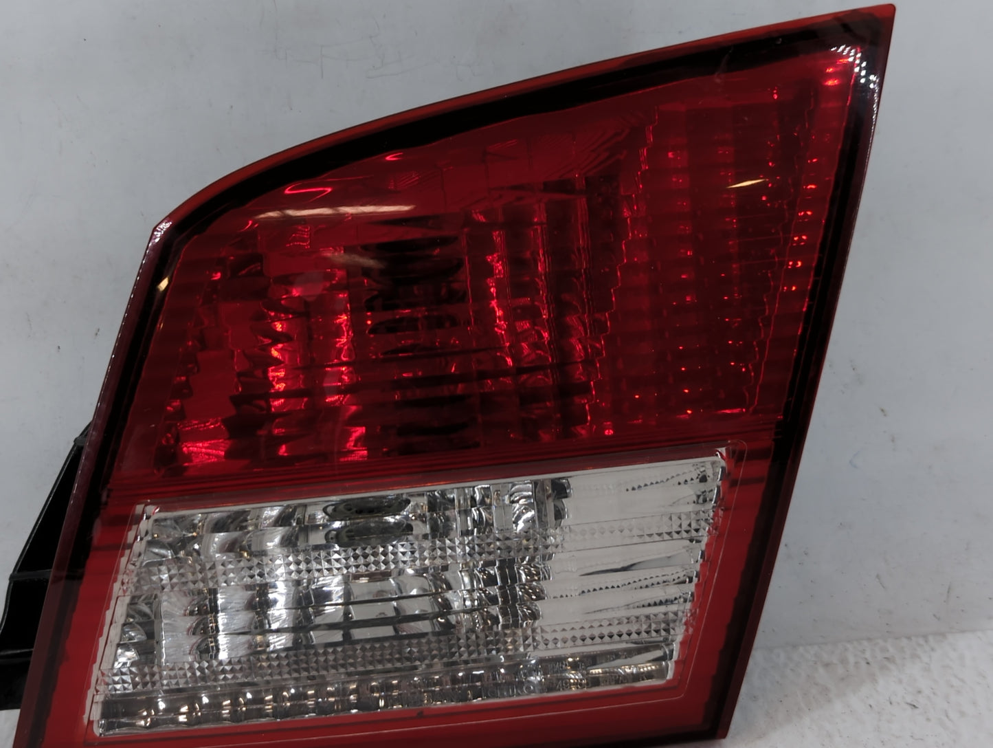 2002-2004 Infiniti I35 Tail Light Assembly Passenger Right OEM Fits Fits 2002 2003 2004 OEM Used Auto Parts - Oemusedautopar