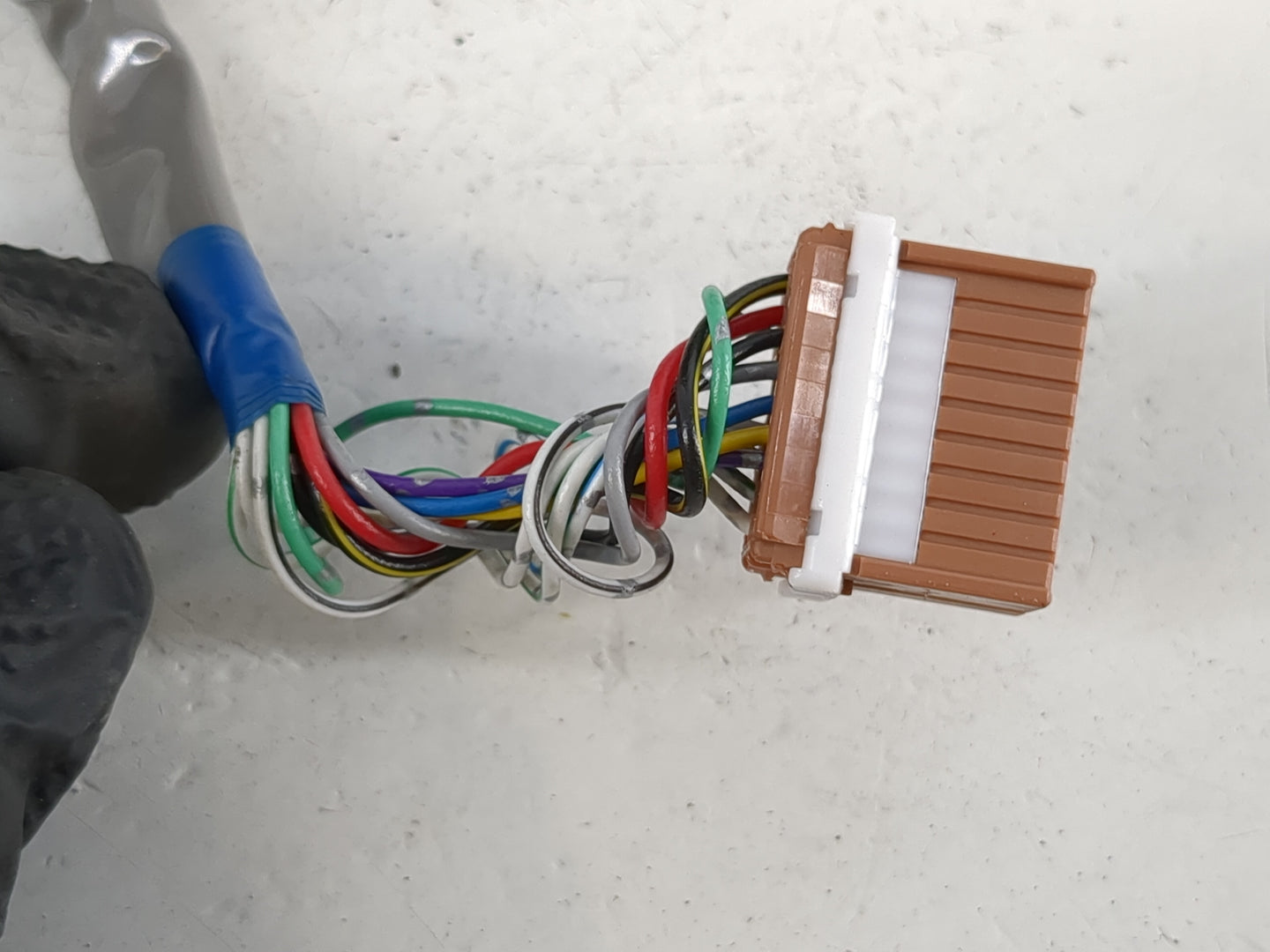 2002 Infiniti Q45 Side Mirror Replacement Passenger Right View Door Mirror Fits OEM Used Auto Parts - Oemusedautoparts1.com