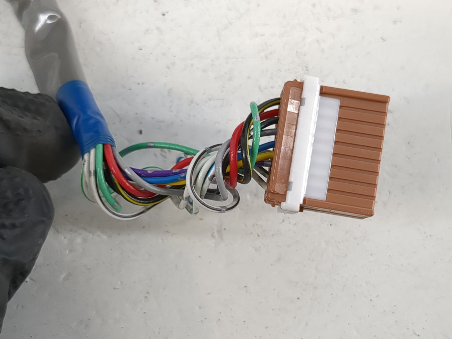 2002 Infiniti Q45 Side Mirror Replacement Passenger Right View Door Mirror Fits OEM Used Auto Parts - Oemusedautoparts1.com