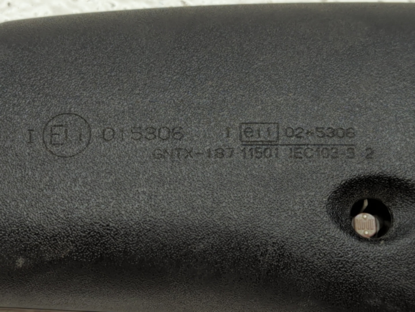 2002 Infiniti Q45 Interior Rear View Mirror Replacement OEM P/N:E11015306 Fits OEM Used Auto Parts - Oemusedautoparts1.com