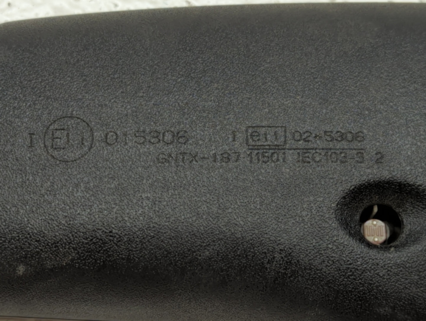 2002 Infiniti Q45 Interior Rear View Mirror Replacement OEM P/N:E11015306 Fits OEM Used Auto Parts - Oemusedautoparts1.com