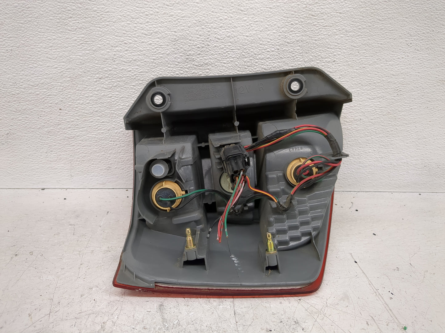 2002-2004 Isuzu Axiom Tail Light Assembly Passenger Right OEM Fits Fits 2002 2003 2004 OEM Used Auto Parts - Oemusedautopart