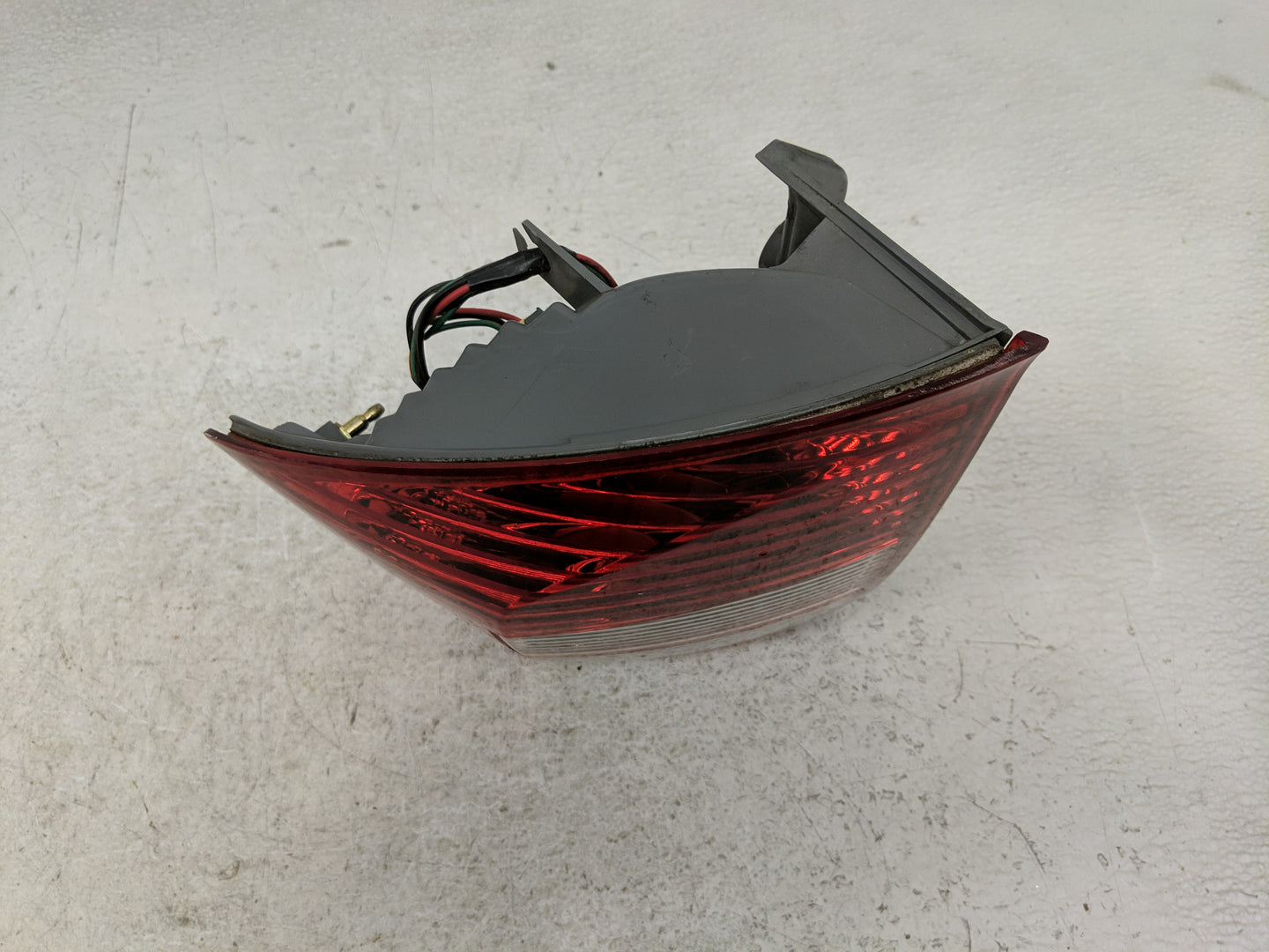 2002-2004 Isuzu Axiom Tail Light Assembly Passenger Right OEM Fits Fits 2002 2003 2004 OEM Used Auto Parts - Oemusedautopart