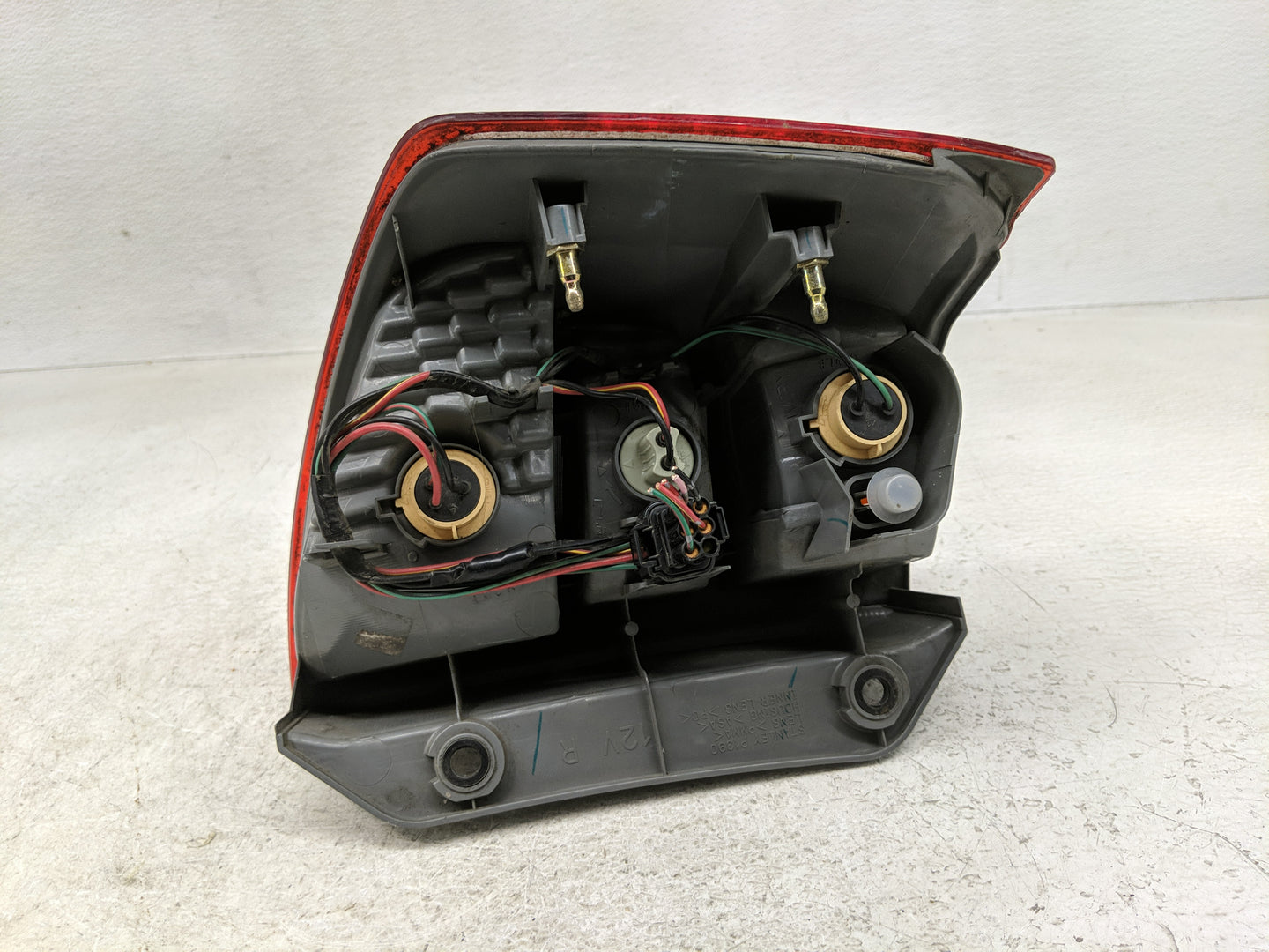 2002-2004 Isuzu Axiom Tail Light Assembly Passenger Right OEM Fits Fits 2002 2003 2004 OEM Used Auto Parts - Oemusedautopart