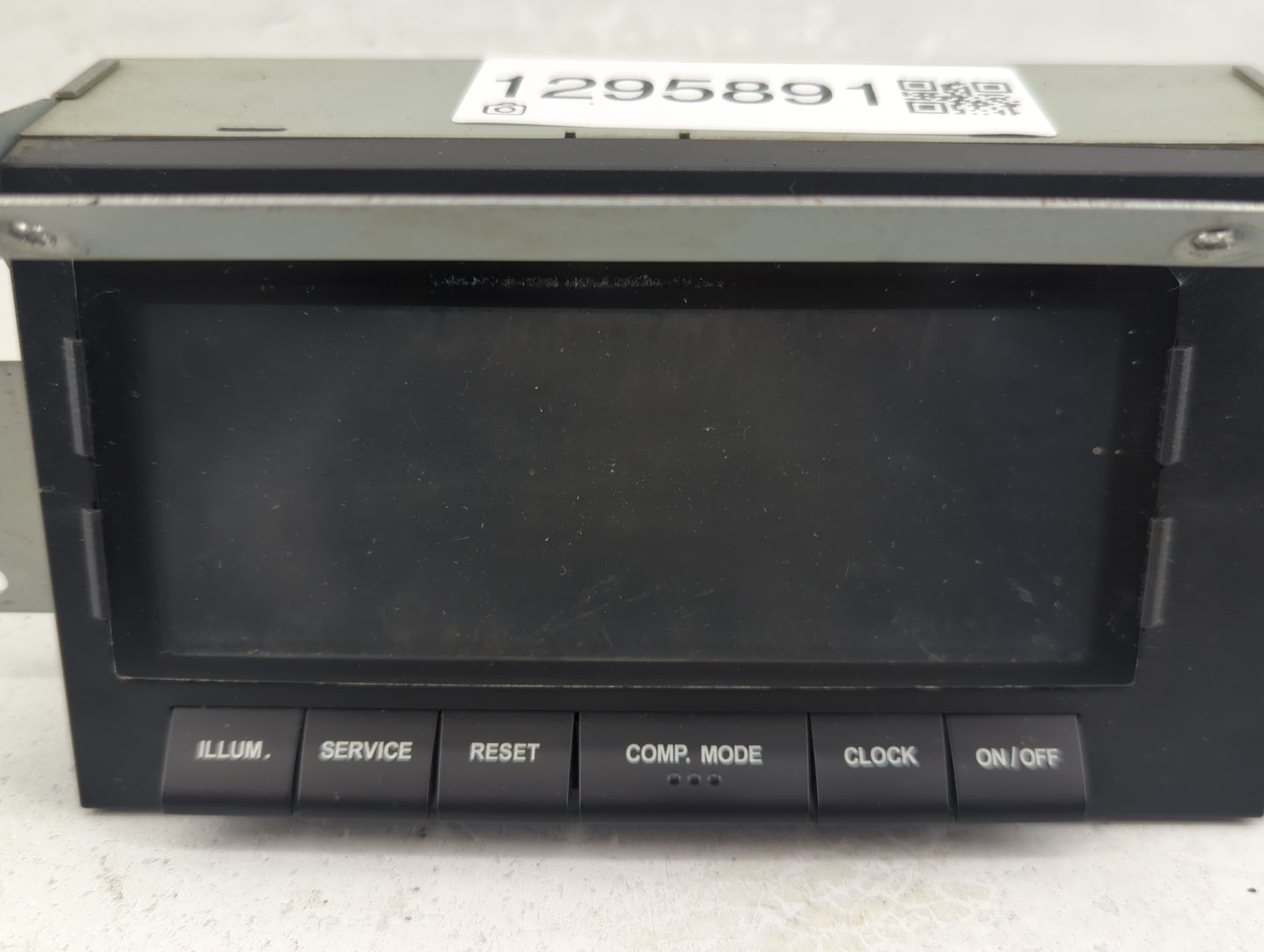 2002-2003 Isuzu Axiom Radio AM FM Cd Player Receiver Replacement P/N:8-97288-148-2 Fits Fits 2002 2003 OEM Used Auto Parts -
