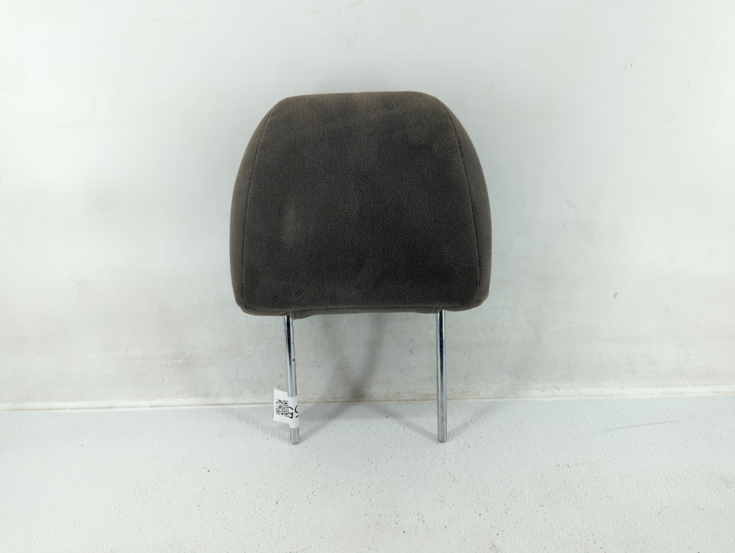 2002 Isuzu Axiom Headrest Head Rest Front Driver Passenger Seat Fits OEM Used Auto Parts - Oemusedautoparts1.com