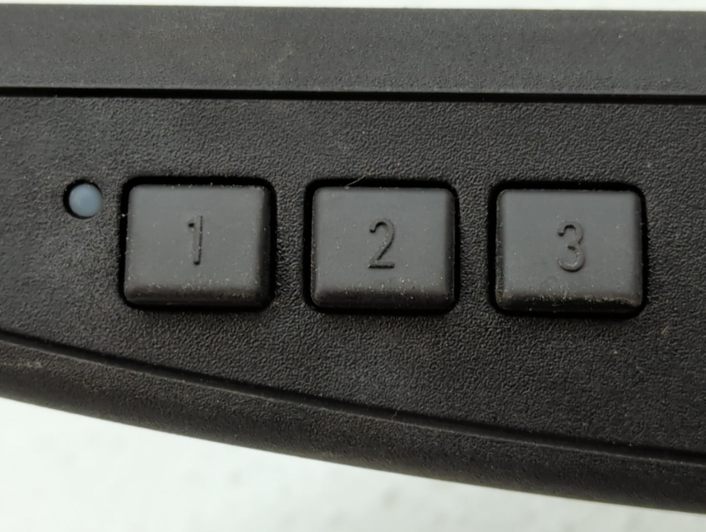 2002 Isuzu Axiom Interior Rear View Mirror Replacement OEM P/N:E11015313 Fits OEM Used Auto Parts - Oemusedautoparts1.com