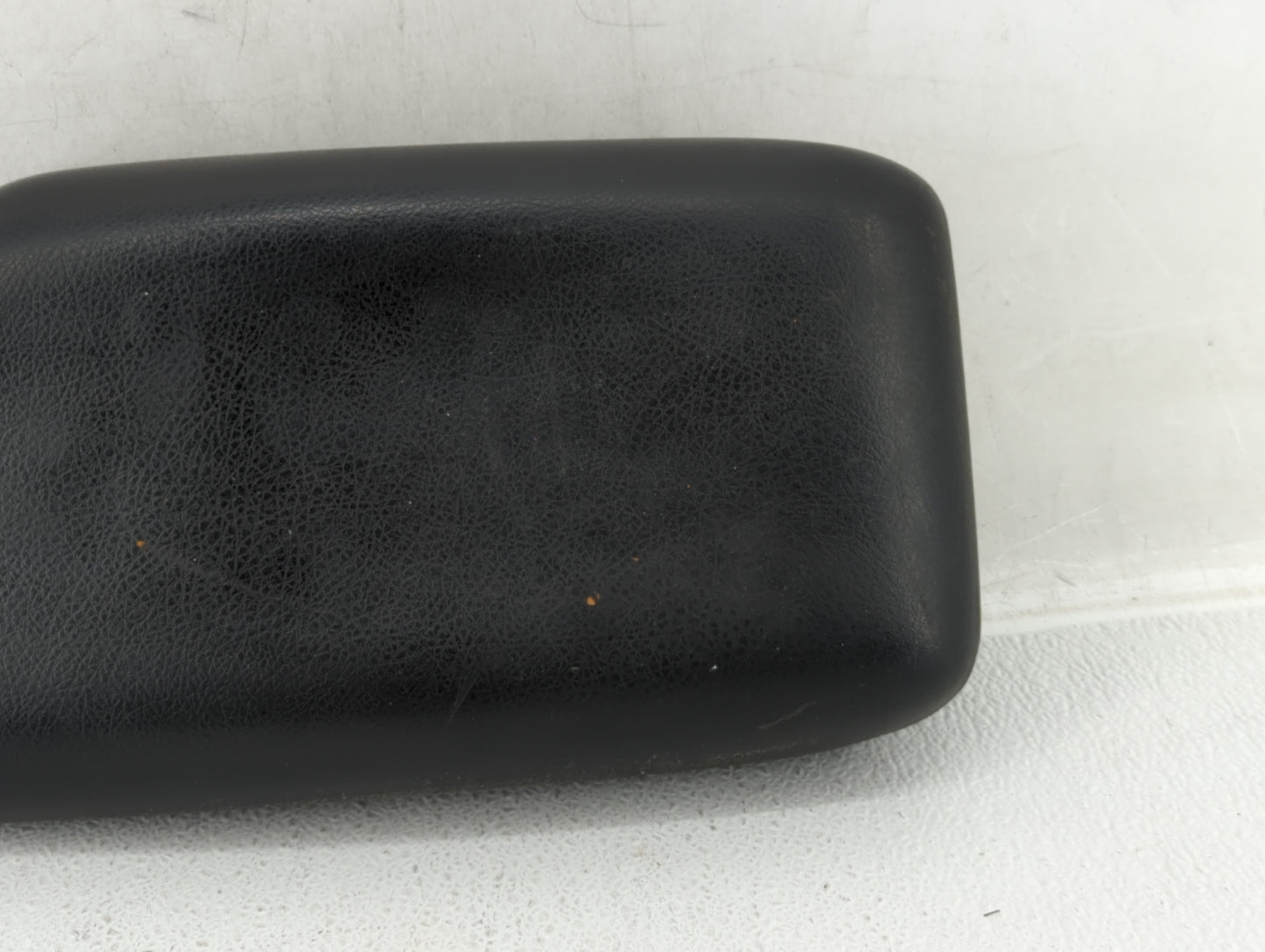 2002 Isuzu Axiom Center Console Armrest Cover Lid Black - Oemusedautoparts1.com