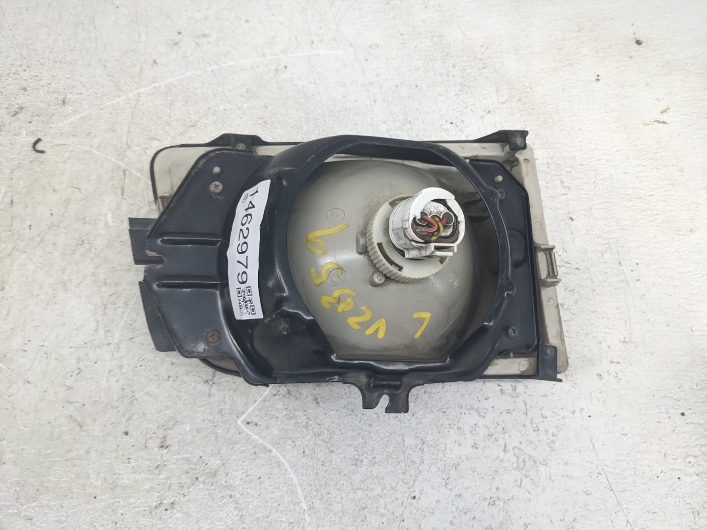 1999-2002 Isuzu Trooper Driver Left Oem Head Light Headlight Lamp - Oemusedautoparts1.com