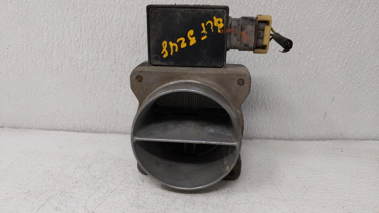 1998-2002 Isuzu Trooper Mass Air Flow Meter Maf - Oemusedautoparts1.com