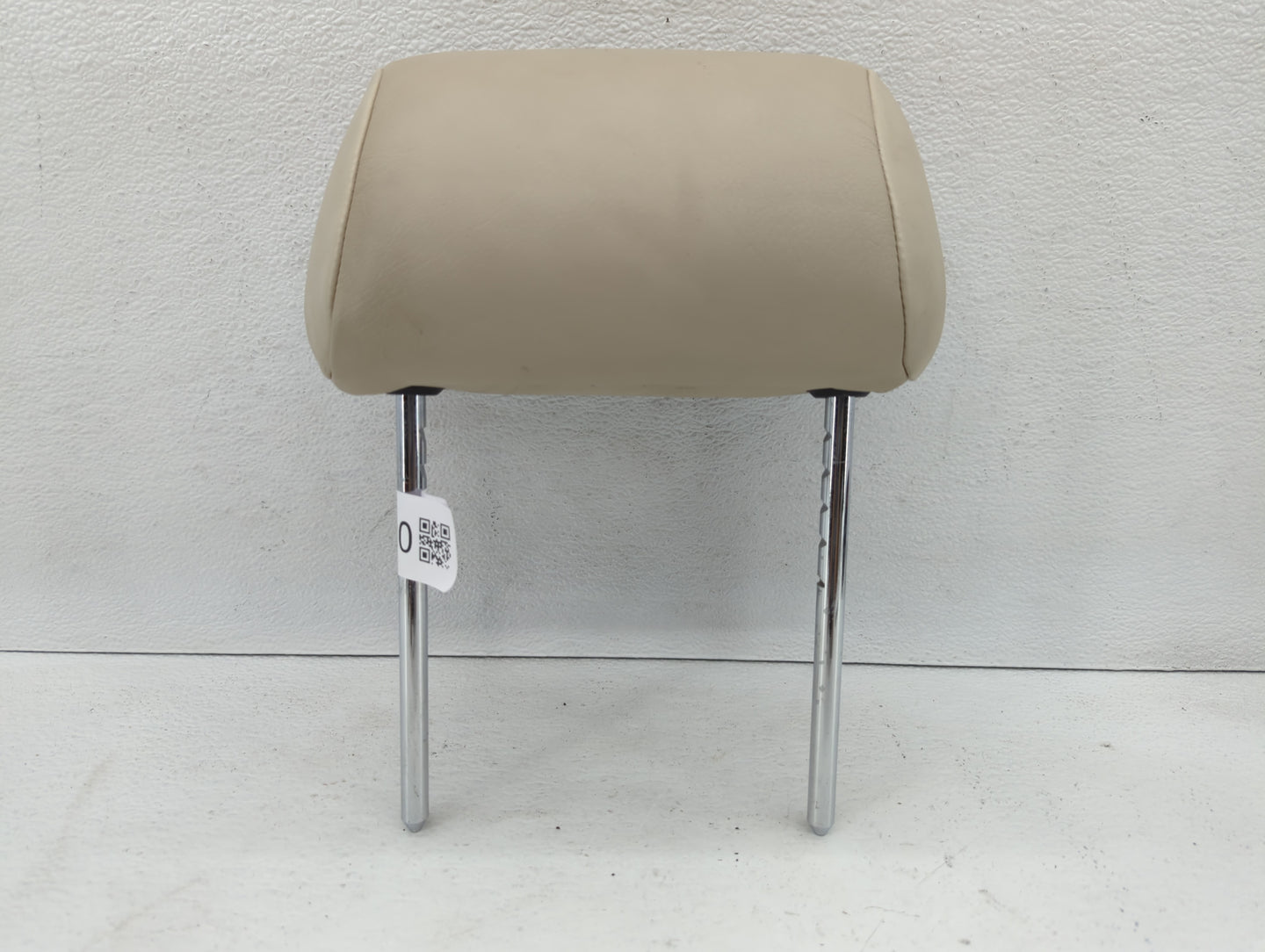 2002 Jaguar X-Type Headrest Head Rest Front Driver Passenger Seat Fits OEM Used Auto Parts - Oemusedautoparts1.com