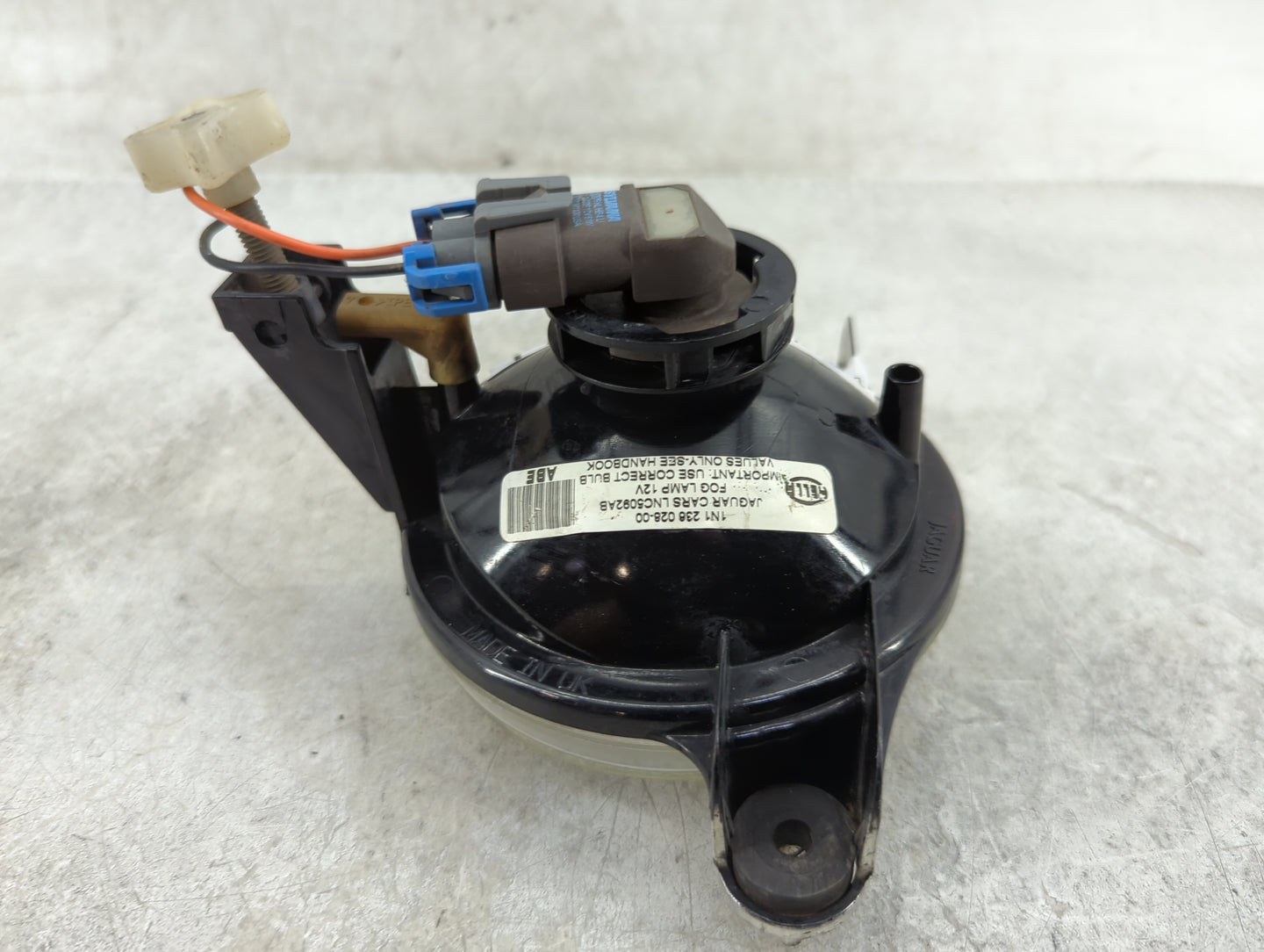 1998-2003 Jaguar Xj8 Driver Left Oem Fog Light Lamp Black - Oemusedautoparts1.com