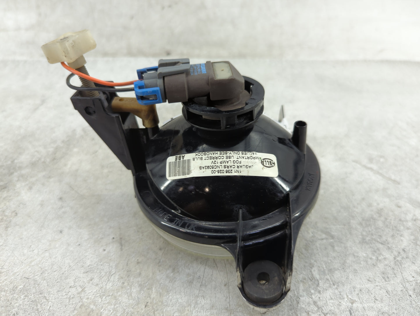 1998-2003 Jaguar Xj8 Driver Left Oem Fog Light Lamp Black - Oemusedautoparts1.com