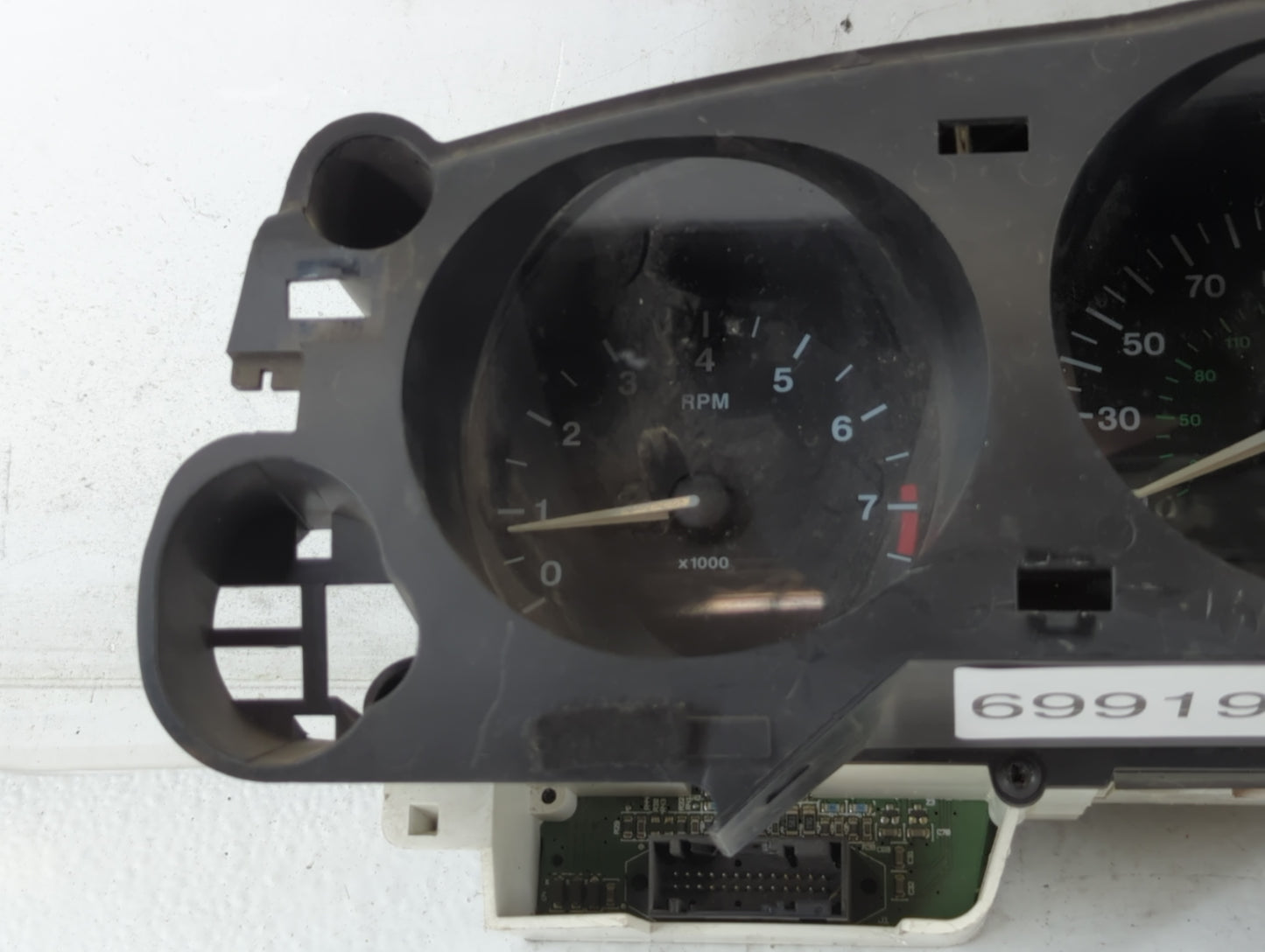 2001-2002 Jaguar Xj8 Instrument Cluster Speedometer Gauges Fits Fits 2001 2002 OEM Used Auto Parts - Oemusedautoparts1.com