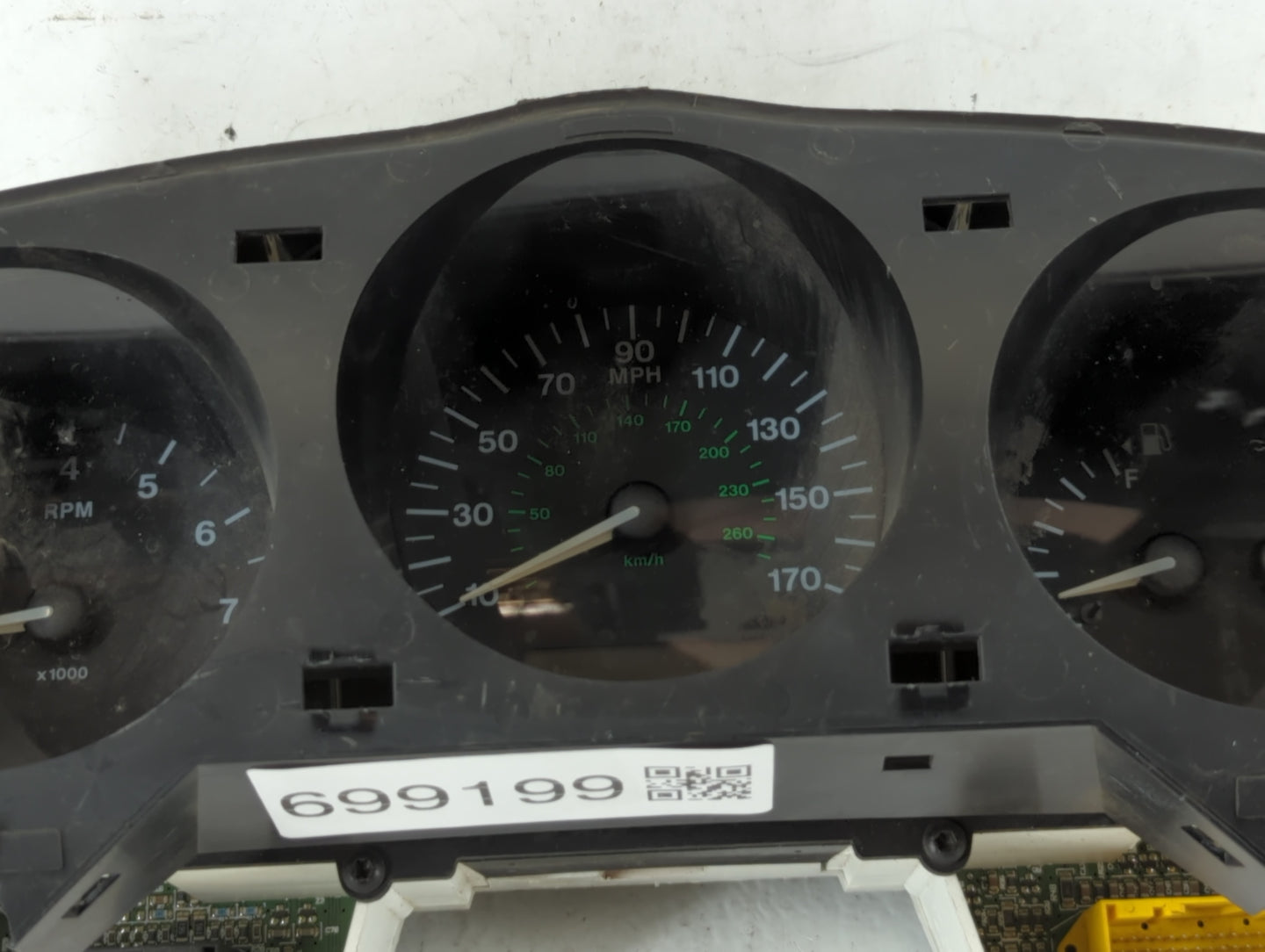 2001-2002 Jaguar Xj8 Instrument Cluster Speedometer Gauges Fits Fits 2001 2002 OEM Used Auto Parts - Oemusedautoparts1.com