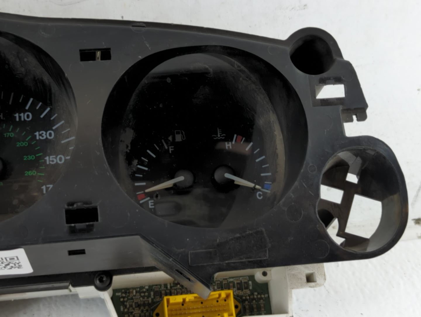 2001-2002 Jaguar Xj8 Instrument Cluster Speedometer Gauges Fits Fits 2001 2002 OEM Used Auto Parts - Oemusedautoparts1.com