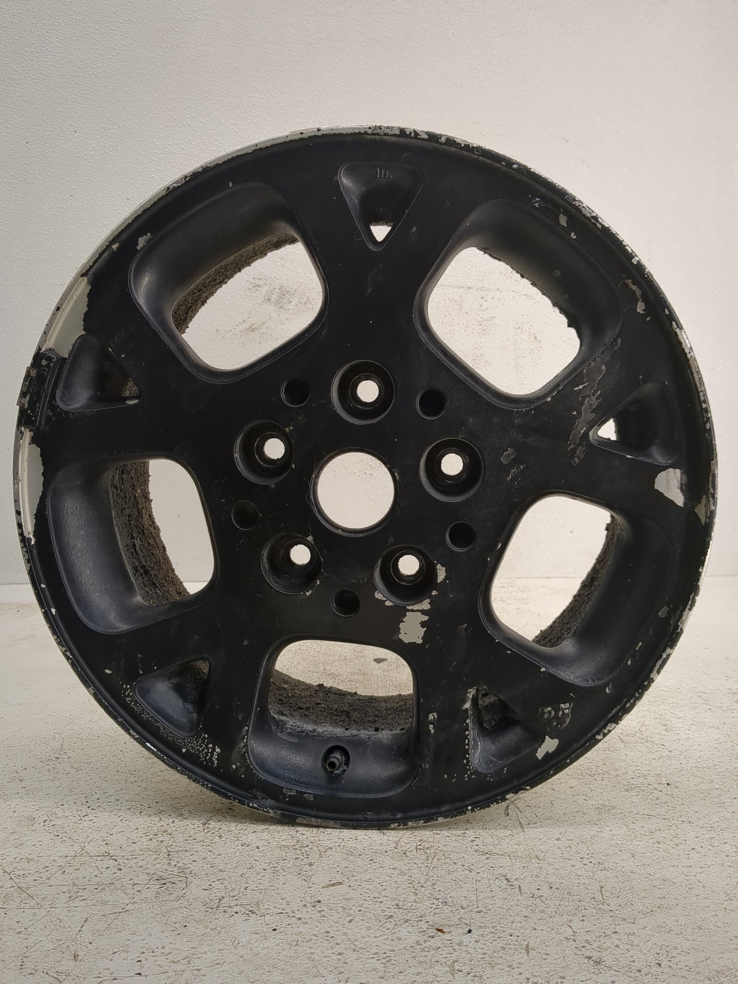 1999-2003 Jeep Grand Cherokee Oem Wheel Rim - Oemusedautoparts1.com