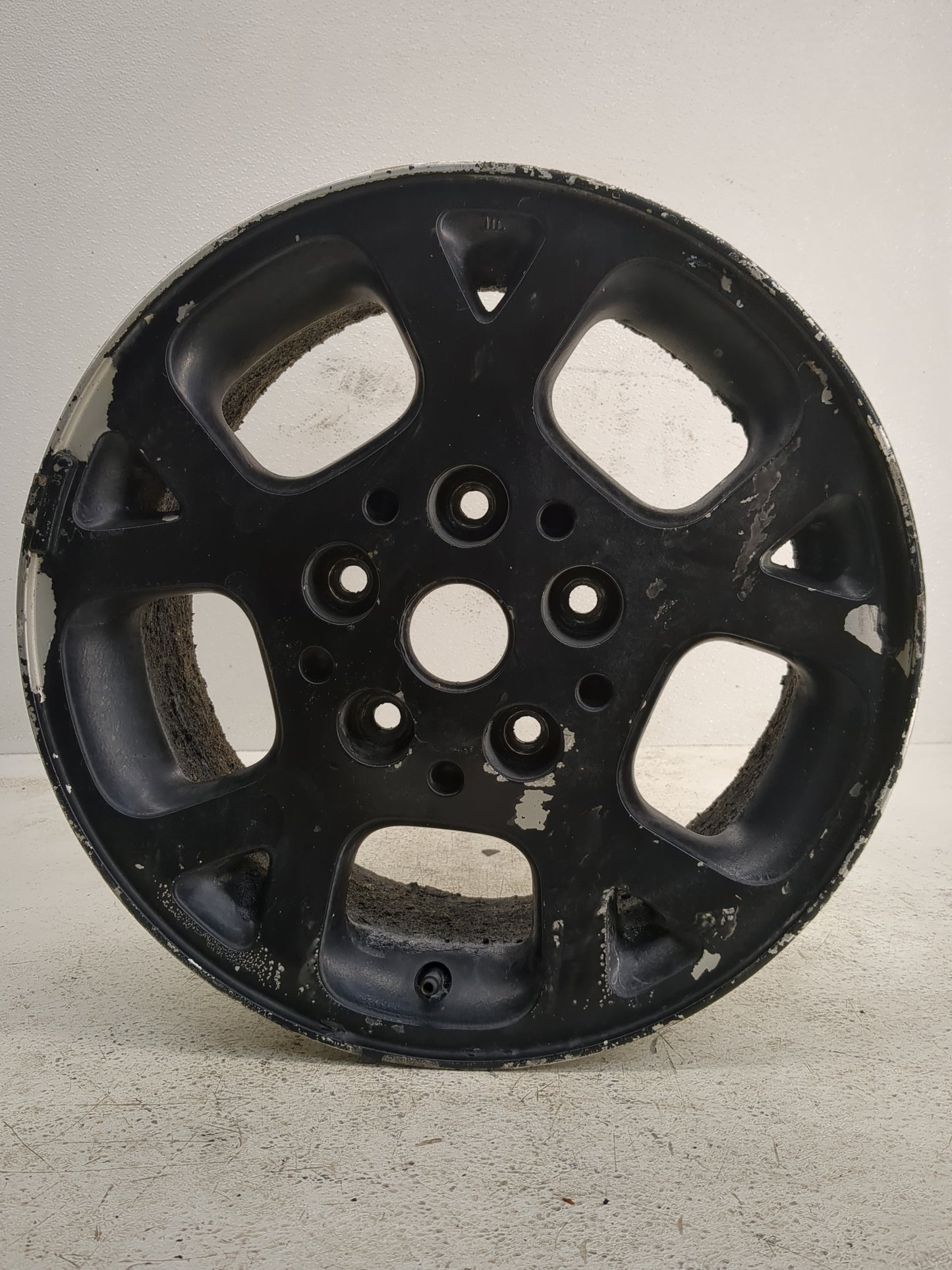 1999-2003 Jeep Grand Cherokee Oem Wheel Rim - Oemusedautoparts1.com