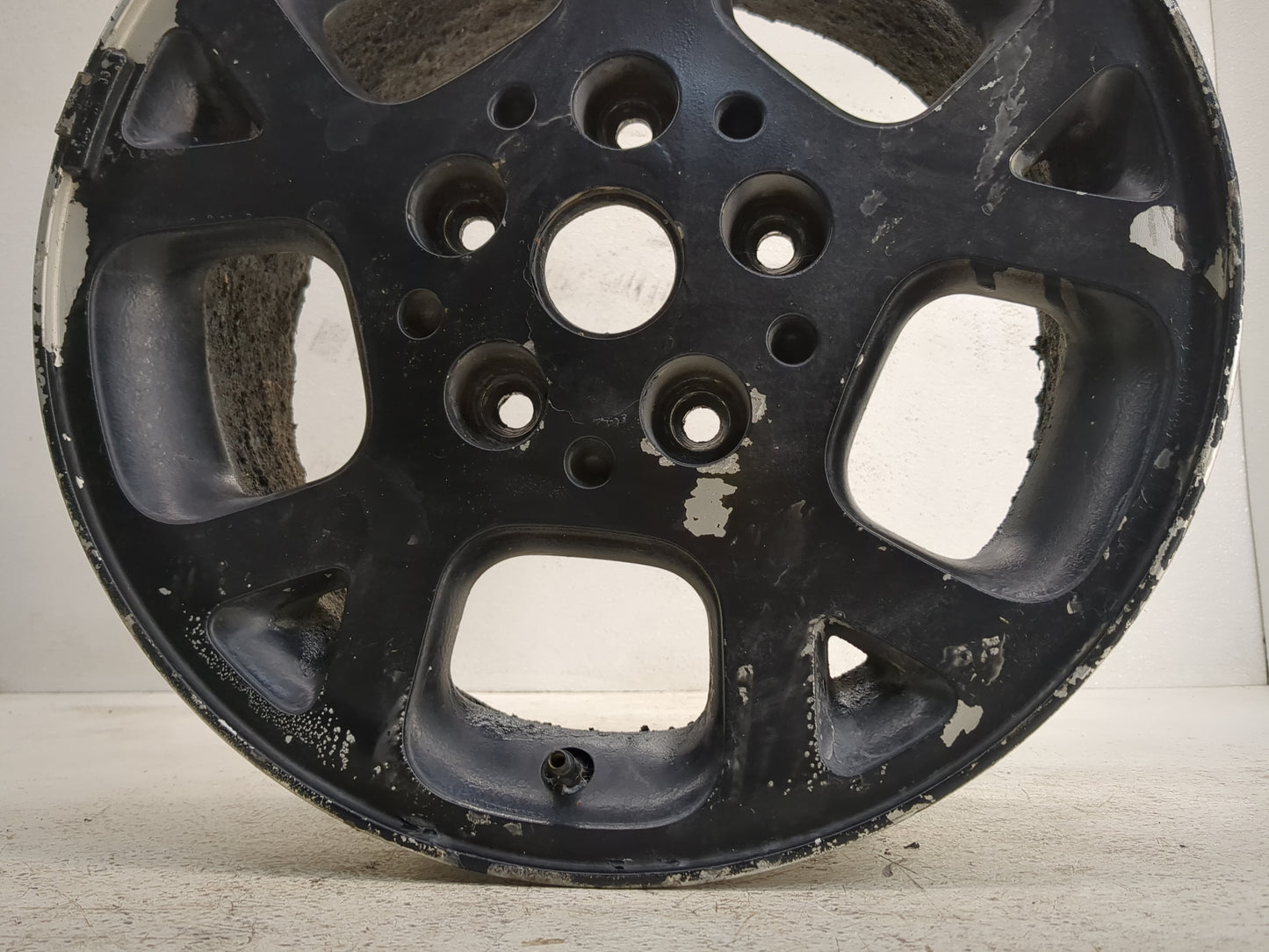1999-2003 Jeep Grand Cherokee Oem Wheel Rim 1126435 - Oemusedautoparts1.com