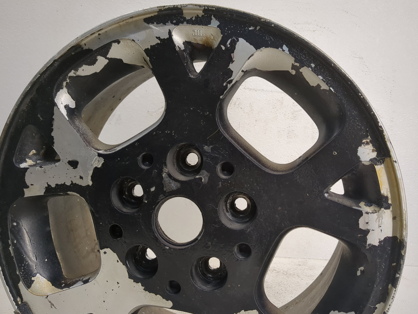 1999-2003 Jeep Grand Cherokee Oem Wheel Rim 1126436 - Oemusedautoparts1.com