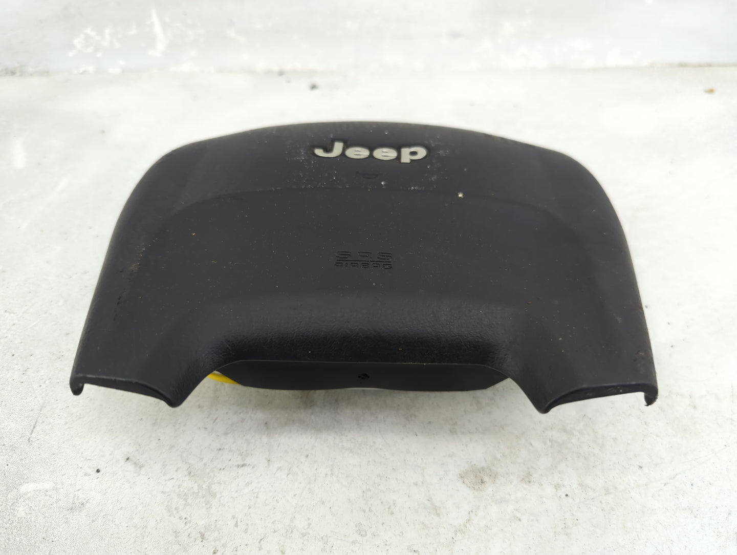 2002-2002 Jeep Grand Cherokee Air Bag Driver Left Steering Wheel Mounted - Oemusedautoparts1.com