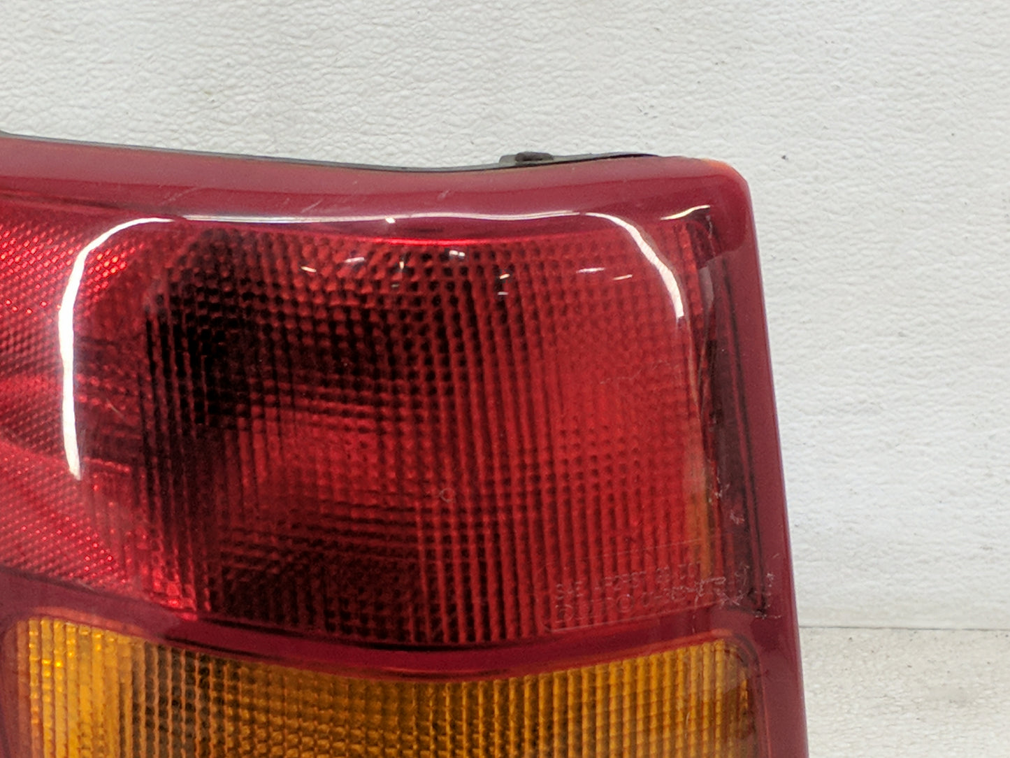 2002-2003 Jeep Grand Cherokee Tail Light Assembly Driver Left OEM Fits Fits 2002 2003 OEM Used Auto Parts - Oemusedautoparts
