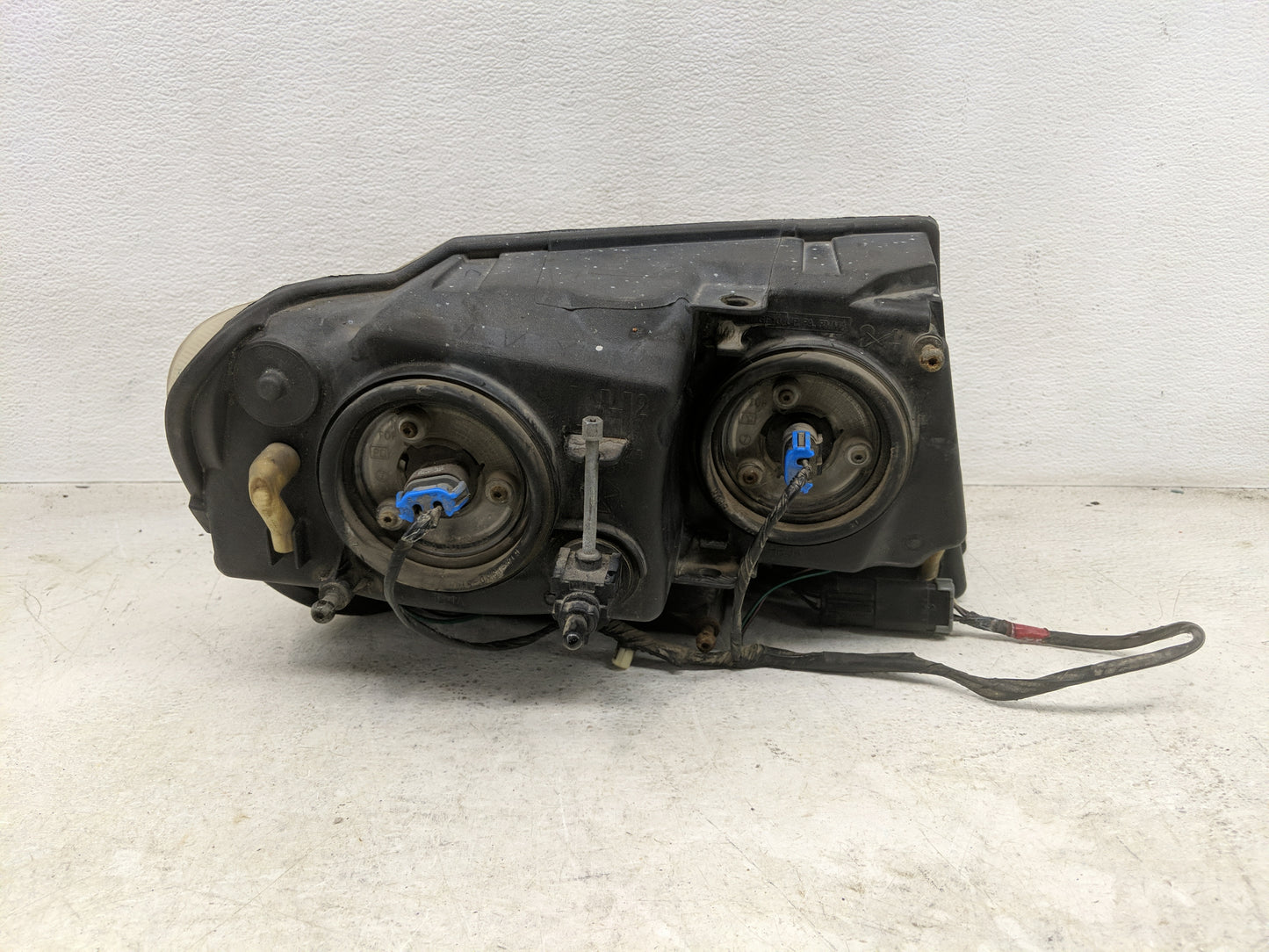 1999-2004 Jeep Grand Cherokee Driver Left Oem Head Light Headlight Lamp - Oemusedautoparts1.com