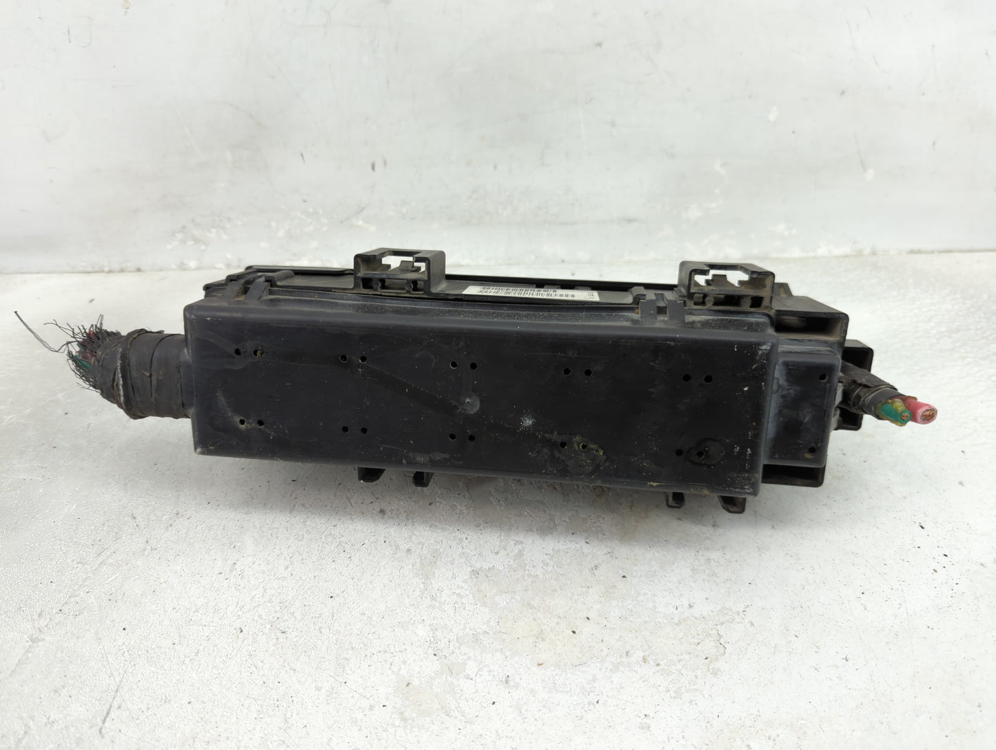 2000-2004 Jeep Grand Cherokee Fusebox Fuse Box Panel Relay Module Fits Fits 2000 2001 2002 2003 2004 OEM Used Auto Parts - O