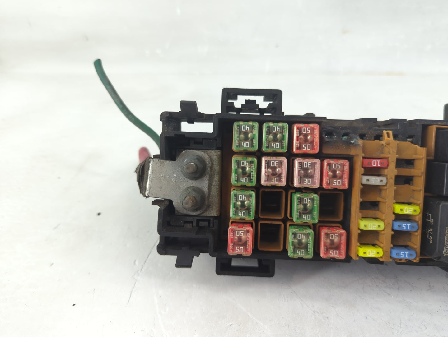 2000-2004 Jeep Grand Cherokee Fusebox Fuse Box Panel Relay Module Fits Fits 2000 2001 2002 2003 2004 OEM Used Auto Parts - O