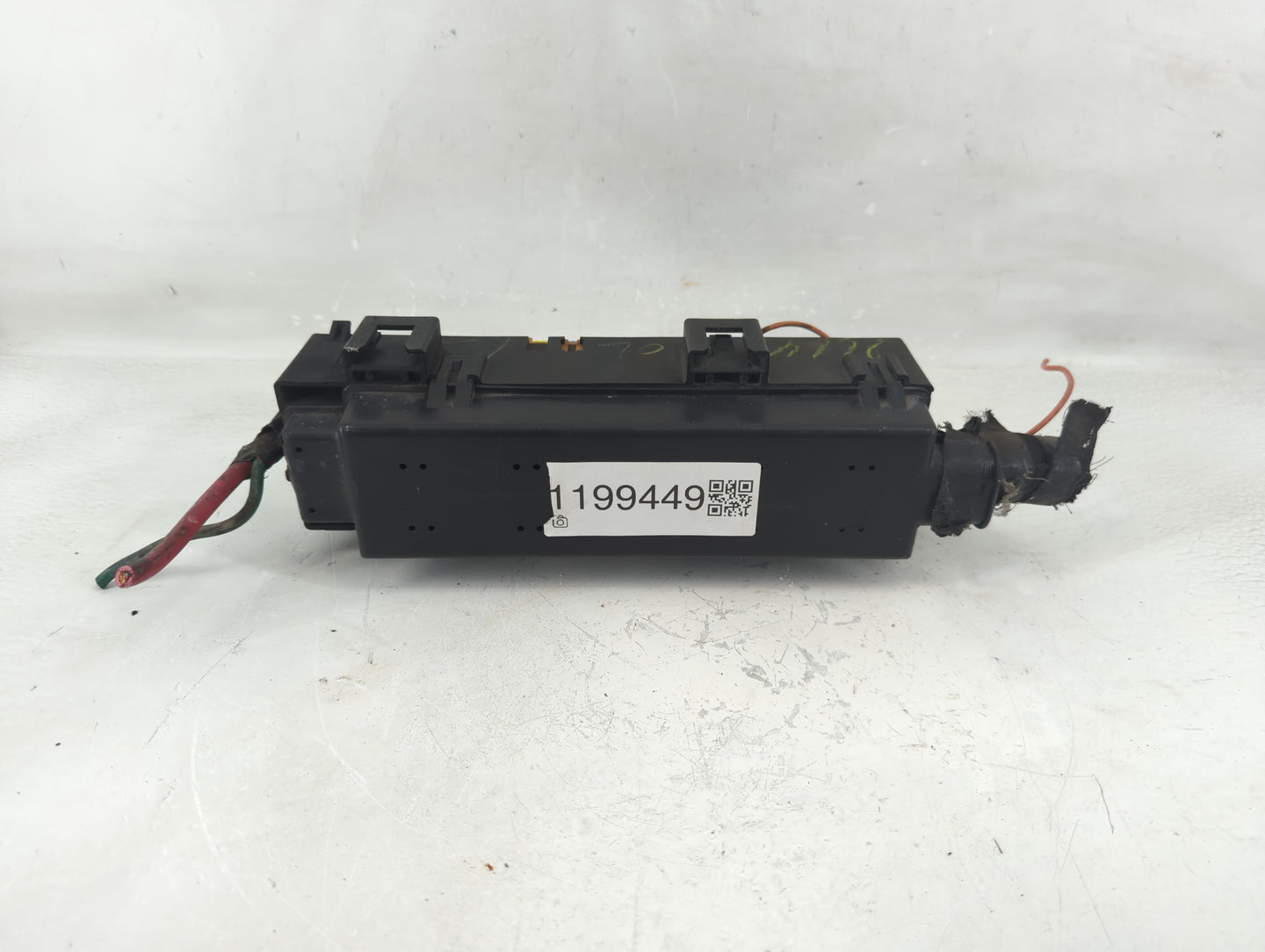 2000-2004 Jeep Grand Cherokee Fusebox Fuse Box Panel Relay Module Fits Fits 2000 2001 2002 2003 2004 OEM Used Auto Parts - O