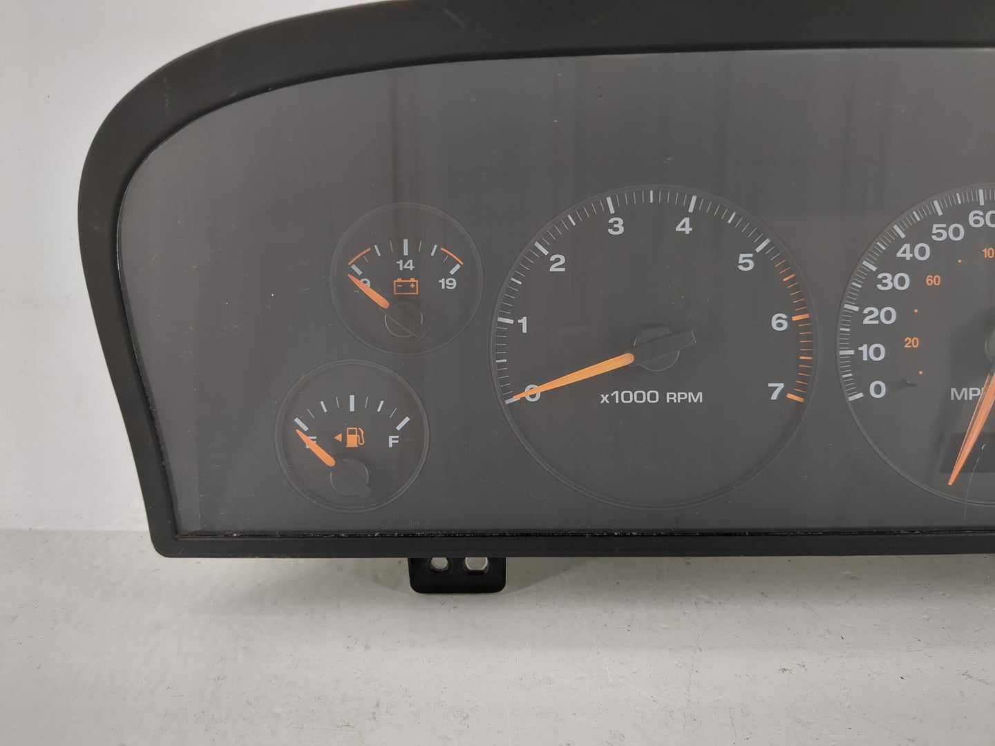 2002-2004 Jeep Grand Cherokee Instrument Cluster Speedometer Gauges P/N:56050802AB Fits Fits 2002 2003 2004 OEM Used Auto Pa