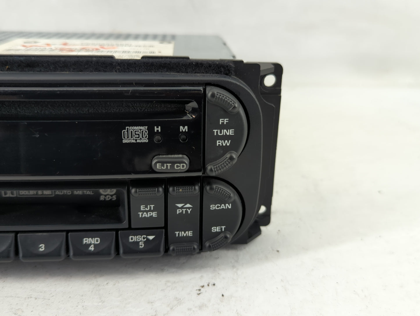 2002 Jeep Grand Cherokee Radio AM FM Cd Player Receiver Replacement P/N:P56038586AI Fits OEM Used Auto Parts - Oemusedautopa
