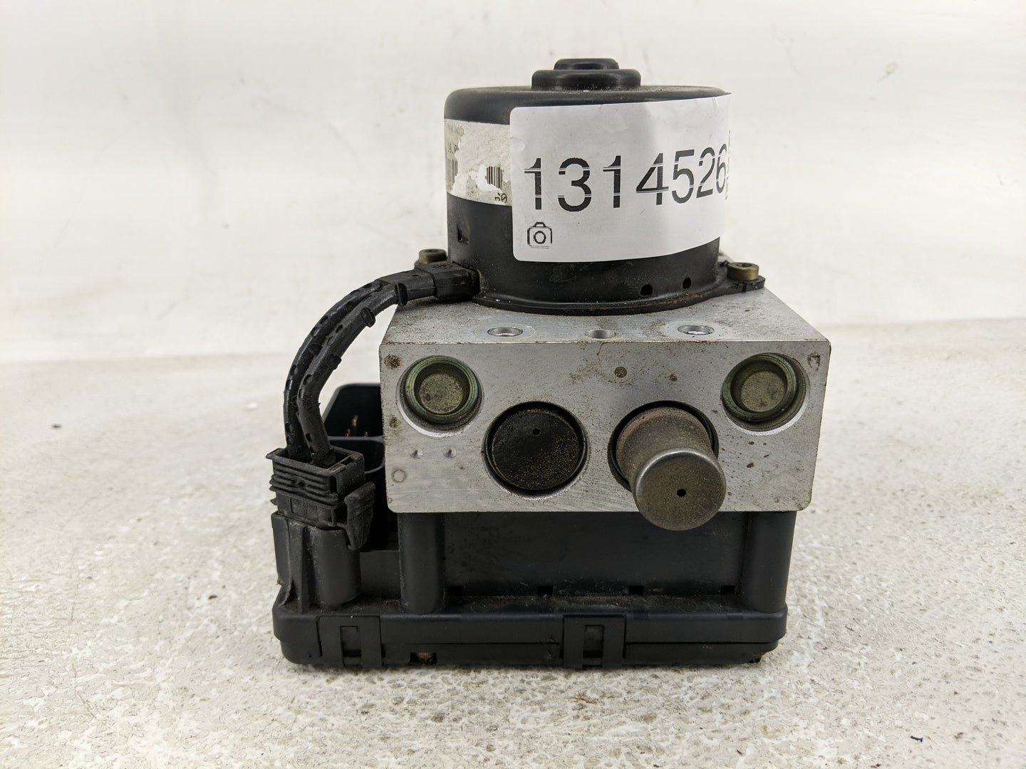 2002-2004 Jeep Grand Cherokee ABS Pump Control Module Replacement P/N:52129301AB Fits Fits 2002 2003 2004 OEM Used Auto Part