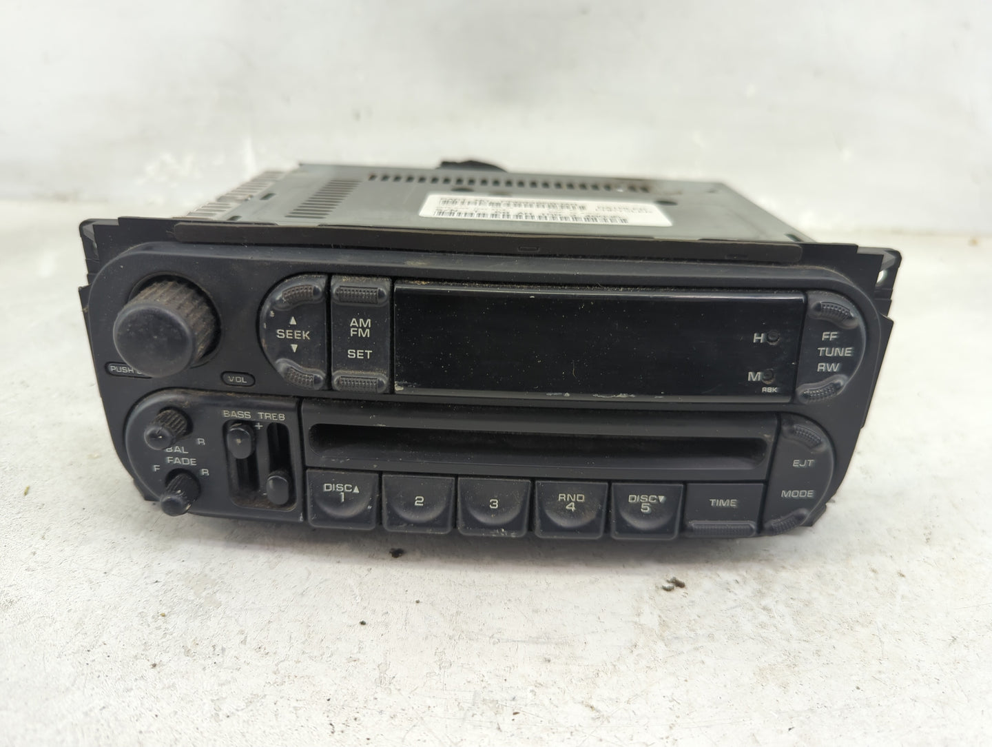 2002-2004 Jeep Grand Cherokee Radio AM FM Cd Player Receiver Replacement P/N:P56038589AN Fits Fits 2002 2003 2004 2005 2006 