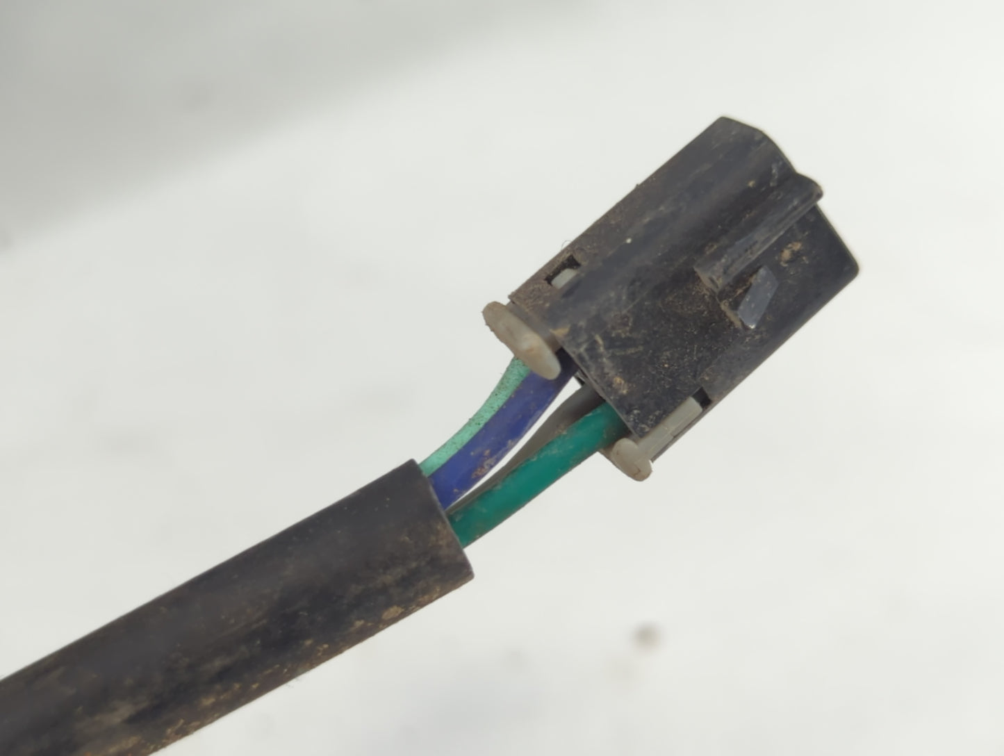1999-2004 Jeep Grand Cherokee Passenger Side View Mirror - Right Door Mirror OEM Used - Oemusedautoparts1.com