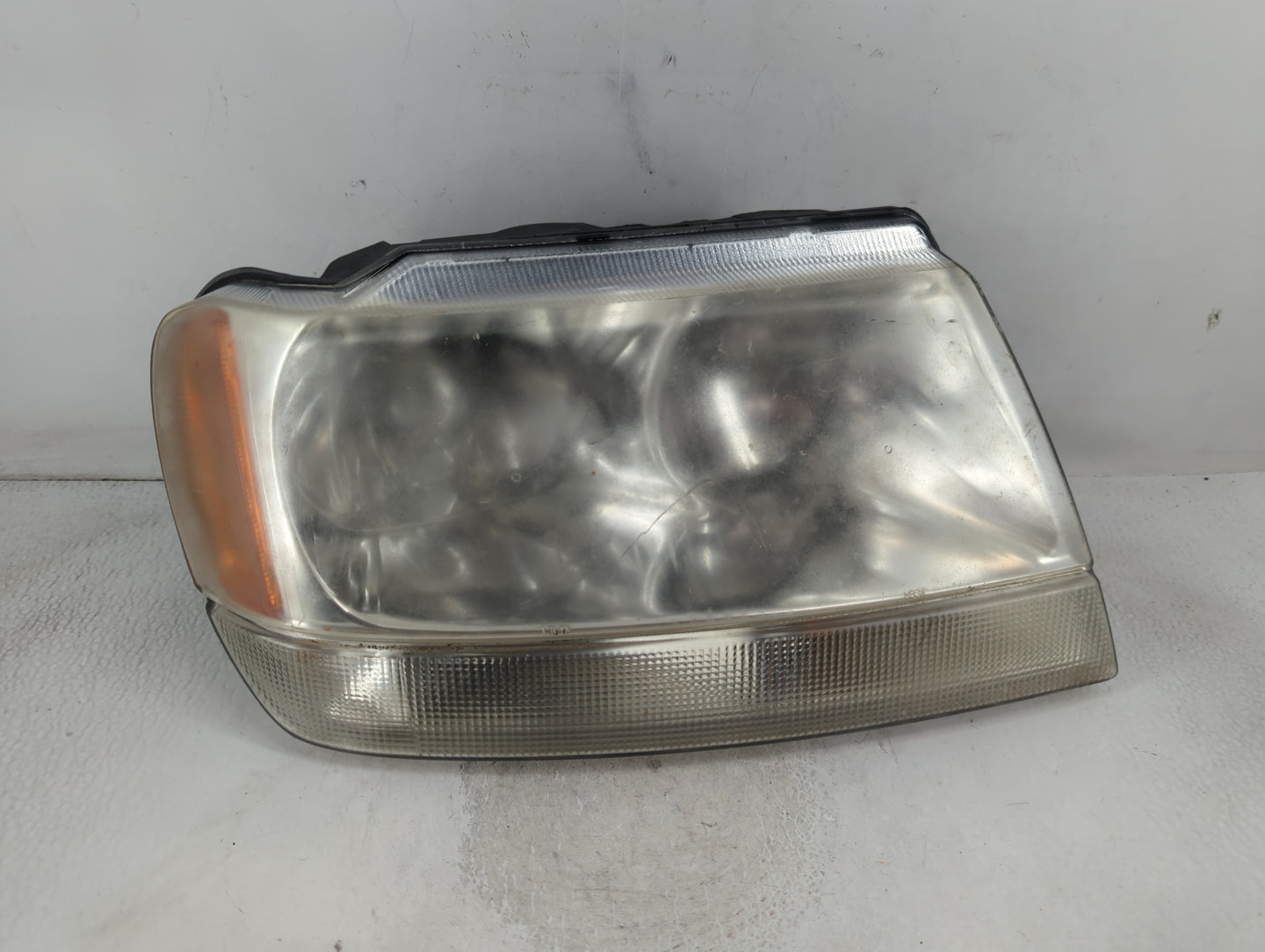 1999-2004 Jeep Grand Cherokee Driver Left Oem Head Light Headlight Lamp - Oemusedautoparts1.com