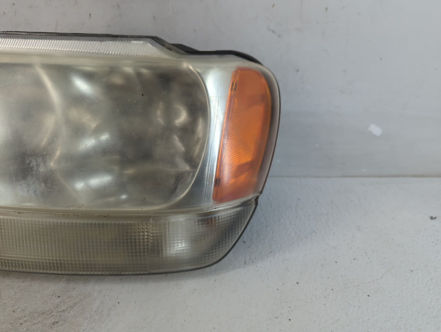 2002 Jeep Grand Cherokee Passenger Right Oem Head Light Headlight Lamp - Oemusedautoparts1.com
