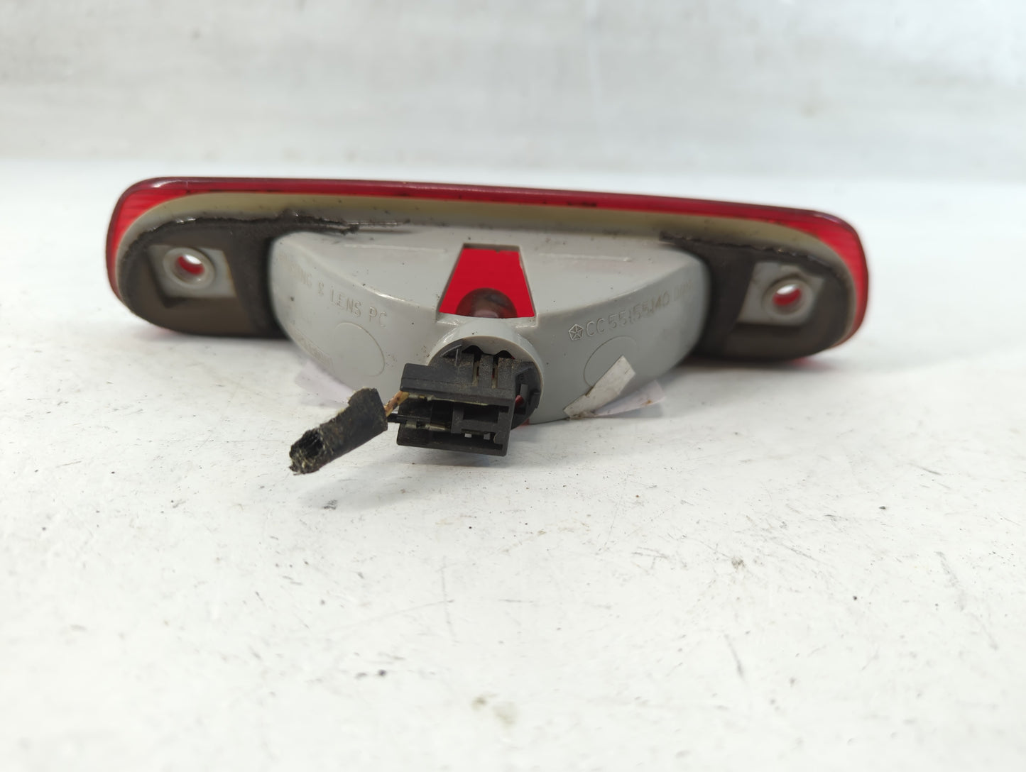 2002 Jeep Grand Cherokee Third Brake Light Tail Light Fits OEM Used Auto Parts - Oemusedautoparts1.com