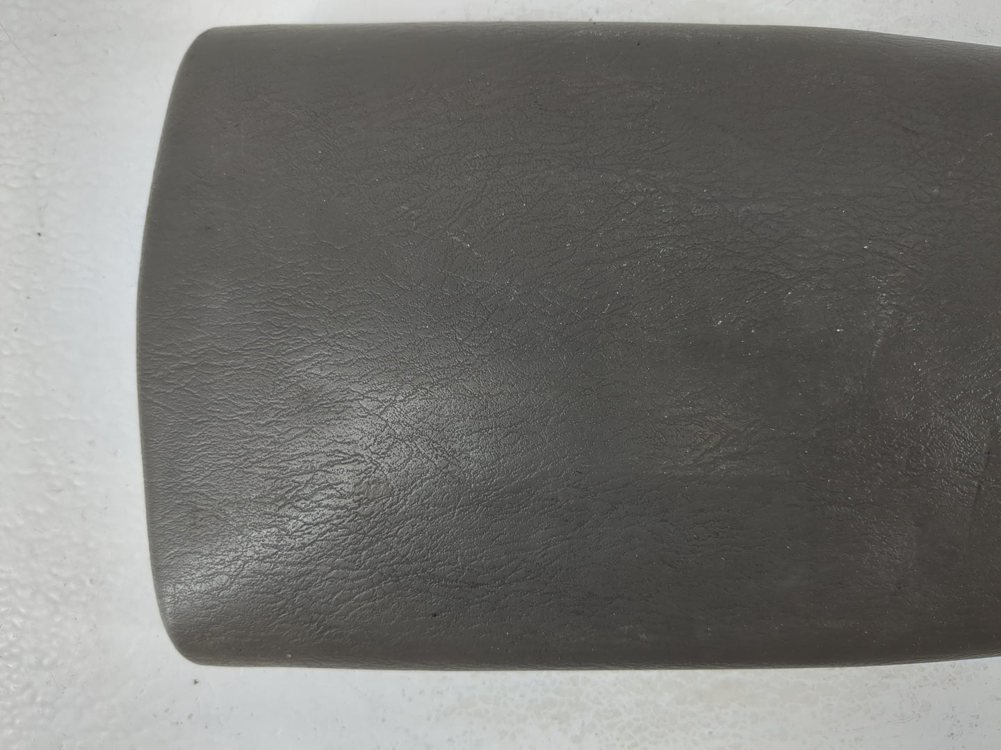 2002-2004 Jeep Liberty Center Console Armrest Cover Lid Fits Fits 2002 2003 2004 OEM Used Auto Parts - Oemusedautoparts1.com
