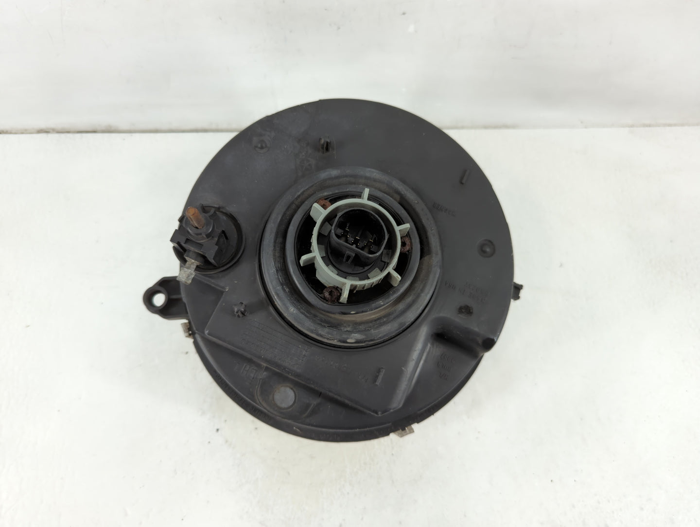 2002-2004 Jeep Liberty Passenger Right Oem Head Light Headlight Lamp - Oemusedautoparts1.com