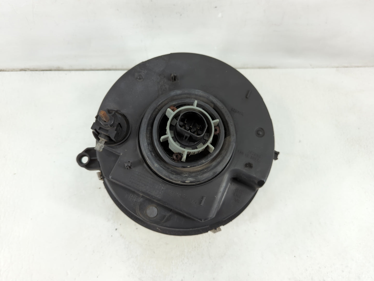 2002-2004 Jeep Liberty Passenger Right Oem Head Light Headlight Lamp - Oemusedautoparts1.com