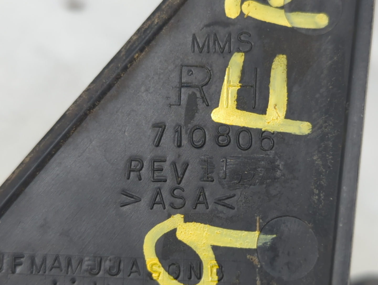 2002-2007 Jeep Liberty Passenger Side View Mirror - Right Door Mirror OEM Used - Oemusedautoparts1.com