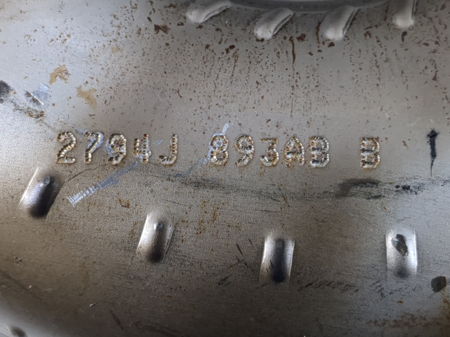 2002 Jeep Liberty Torque Converter Automatic Transmission OEM P/N:P04736893AB Fits OEM Used Auto Parts - Oemusedautoparts1.c