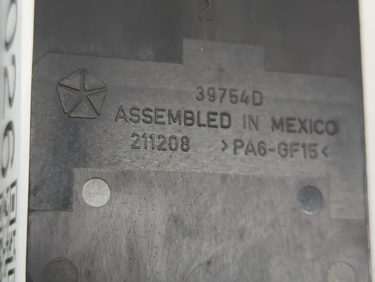 2002 Jeep Liberty Master Power Window Switch Replacement Driver Side Left P/N:39754D Fits OEM Used Auto Parts - Oemusedautop