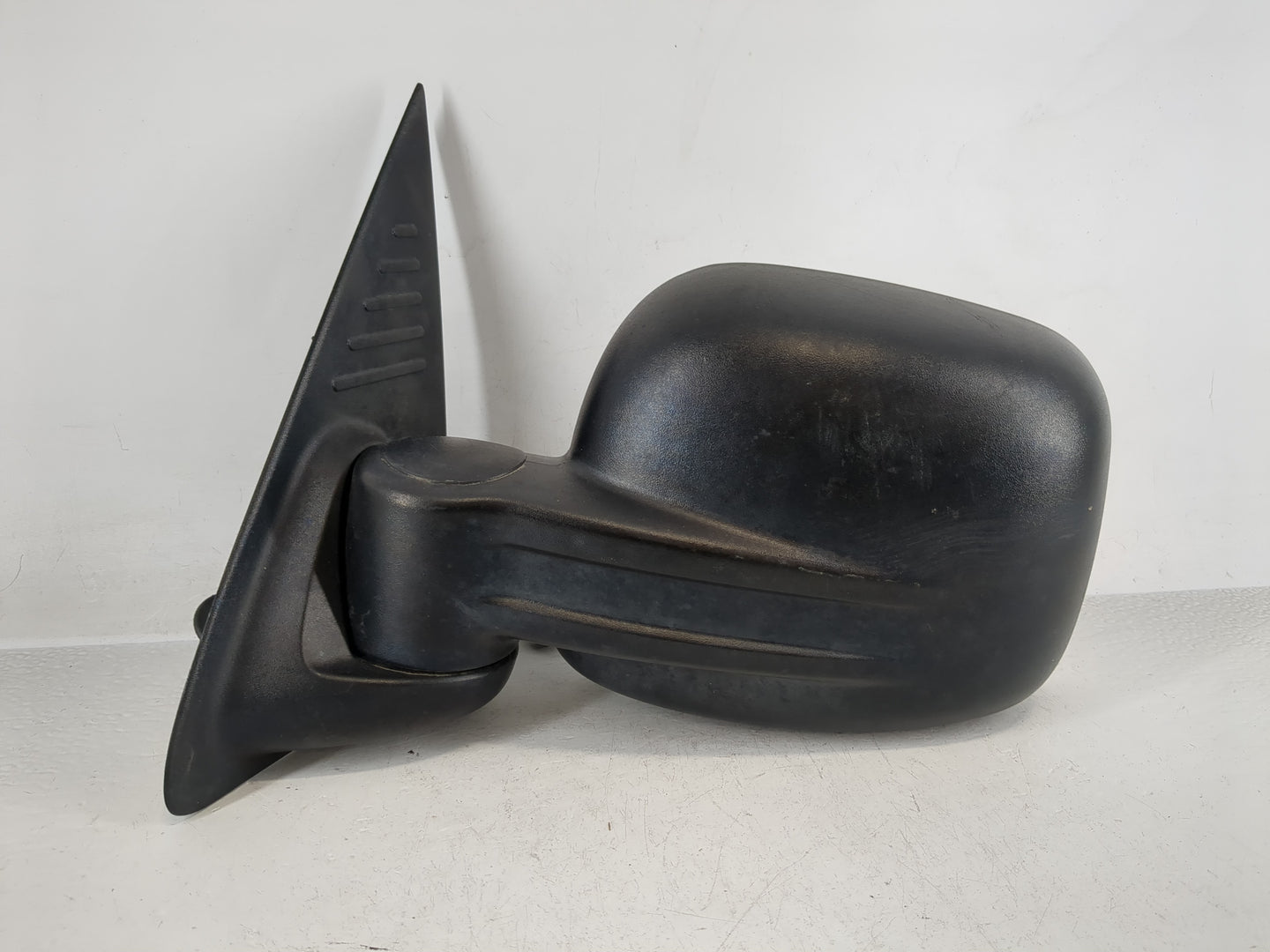 2002-2007 Jeep Liberty Driver Side View Mirror - Left Door Mirror OEM Used - Oemusedautoparts1.com