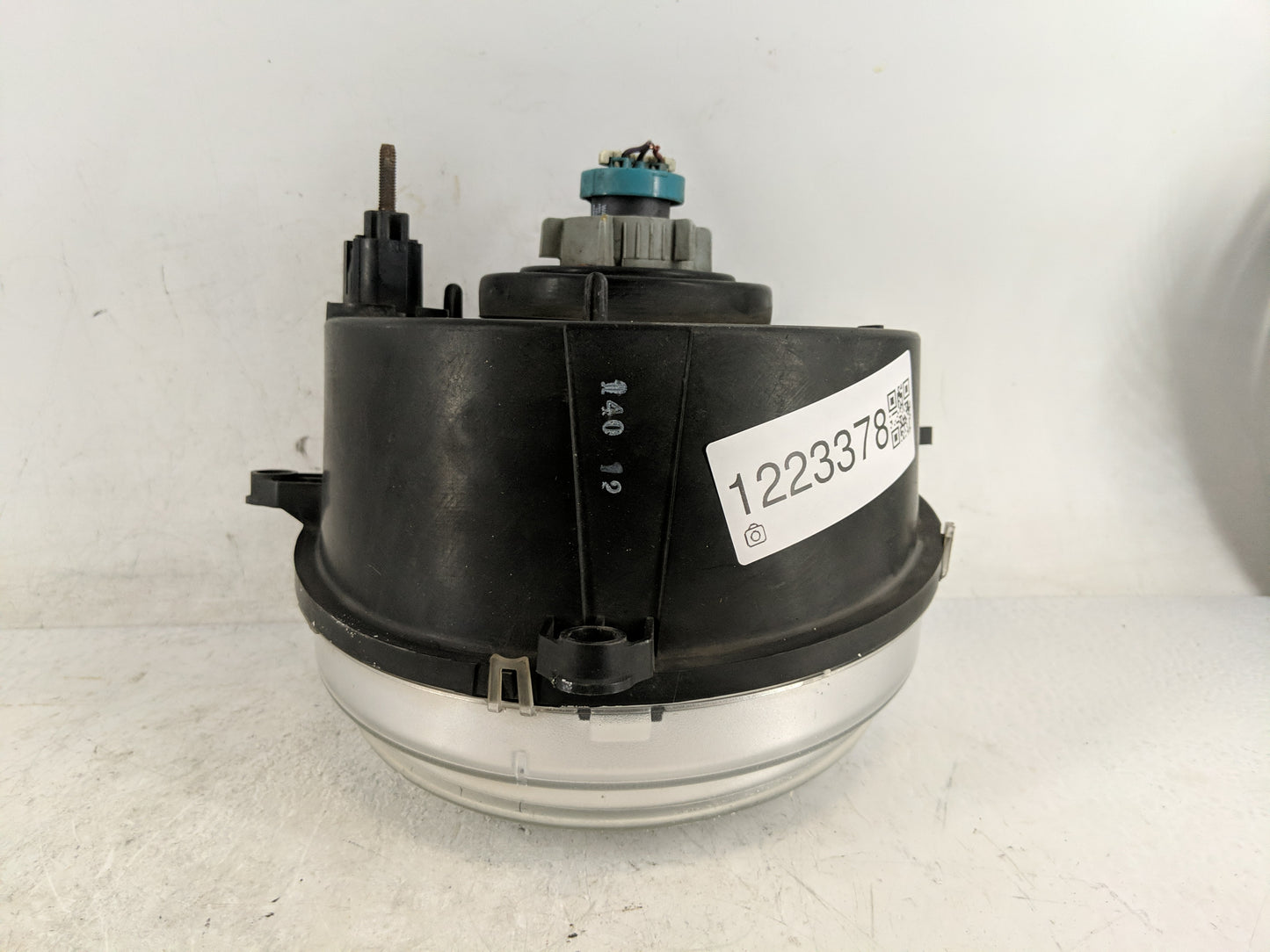 2002-2004 Jeep Liberty Passenger Right Oem Head Light Headlight Lamp - Oemusedautoparts1.com