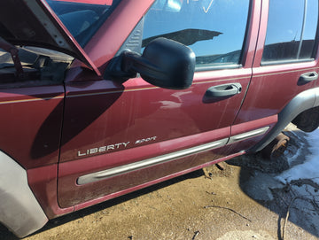 2002-2007 Jeep Liberty Driver Front Door Oem - Oemusedautoparts1.com
