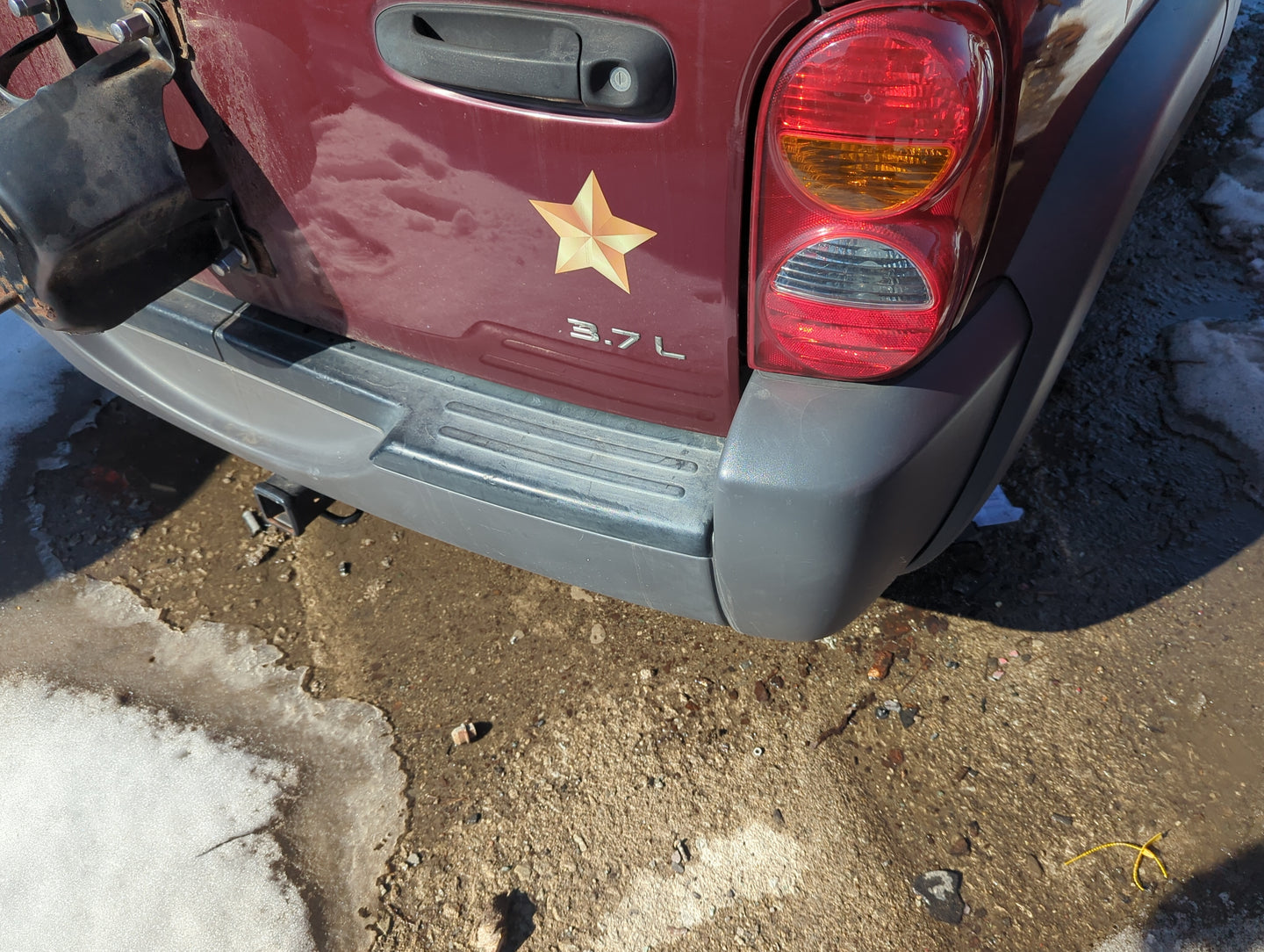 2002-2007 Jeep Liberty Rear Bumper Assembly Oem 1269264 - Oemusedautoparts1.com