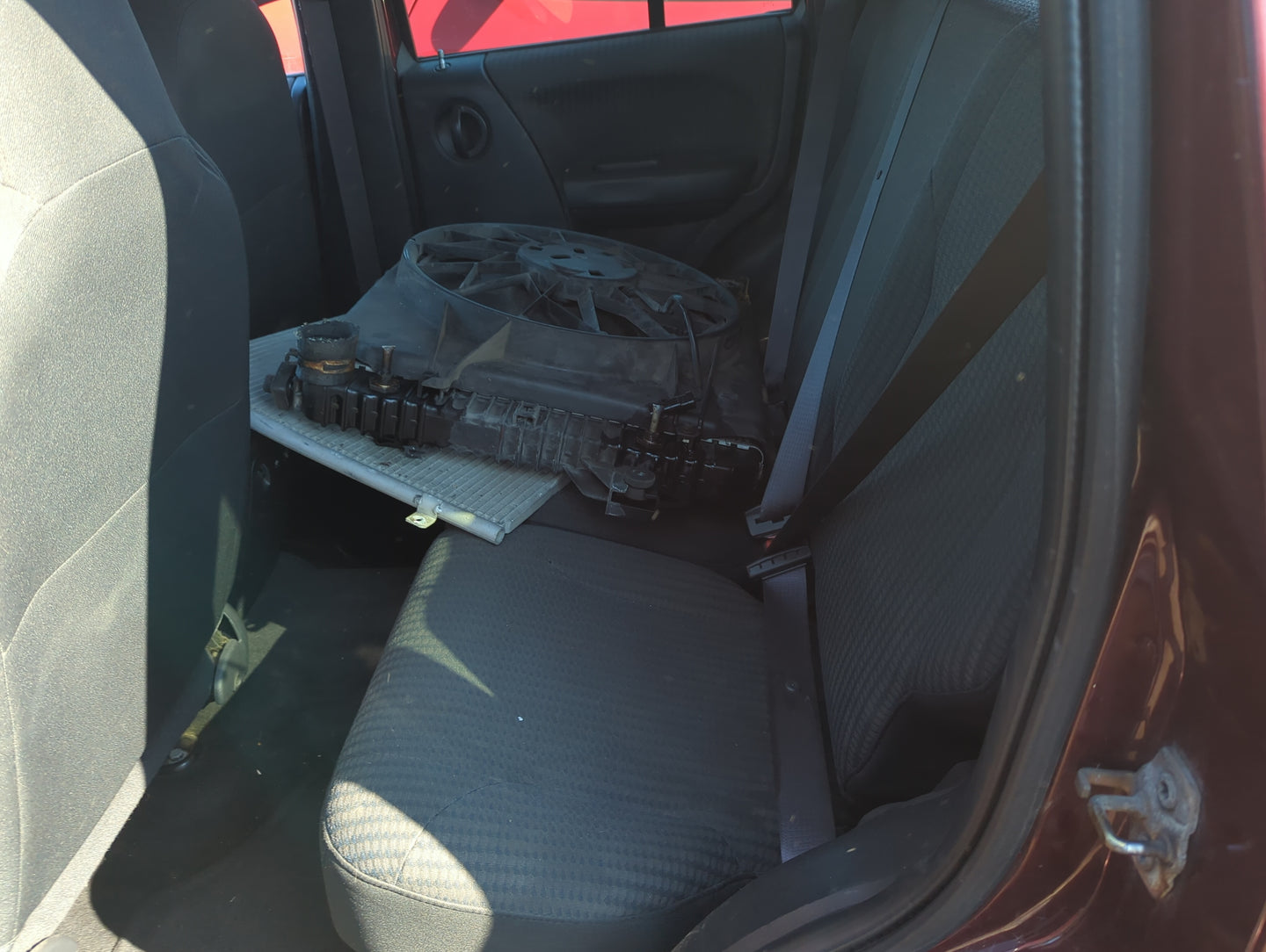 2002 Jeep Liberty Rear Seat Oem 1269349 - Oemusedautoparts1.com